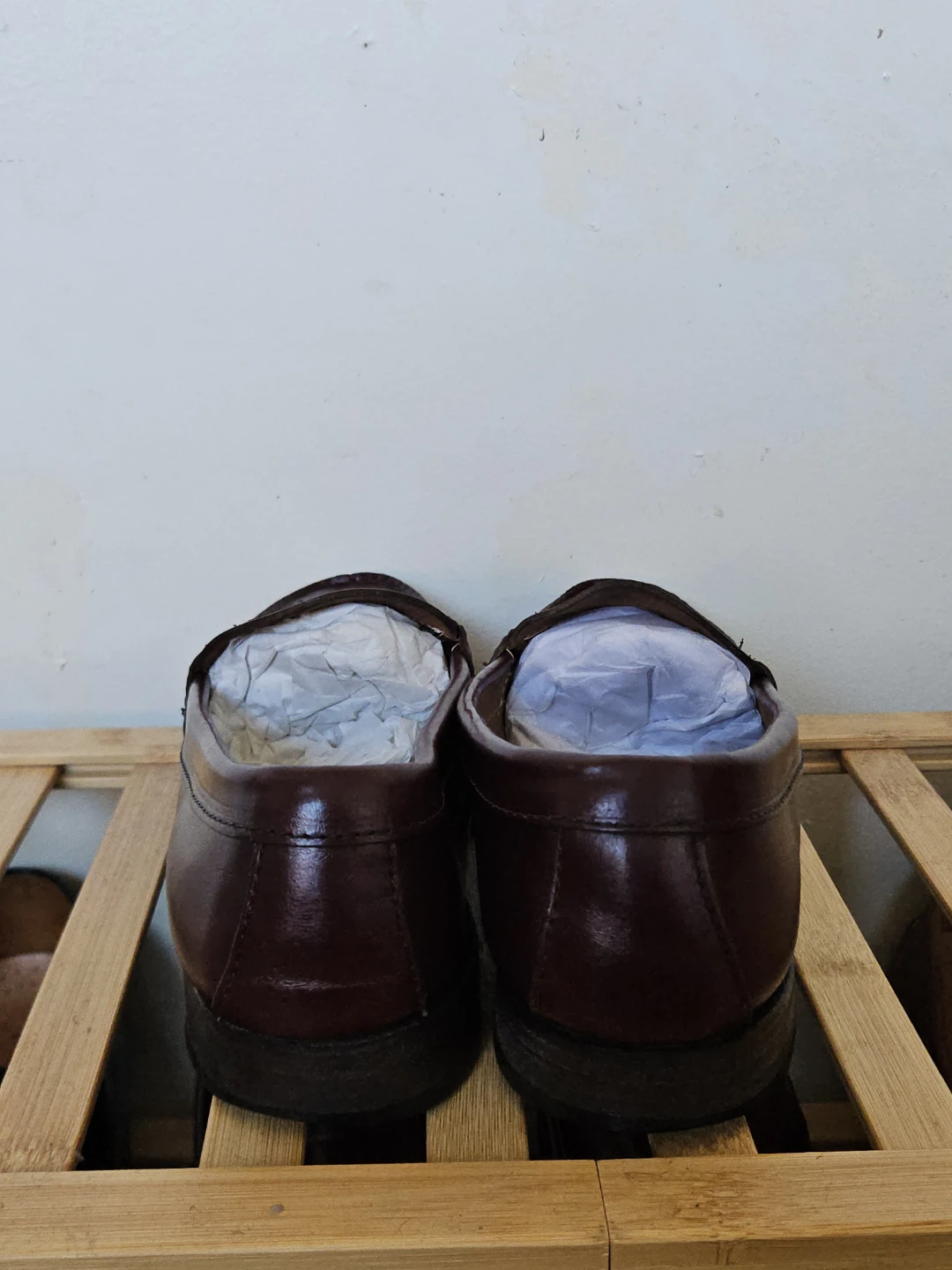 G.H. Bass & Co. Weejuns Logan Penny Loafers US: 9D - photo 3
