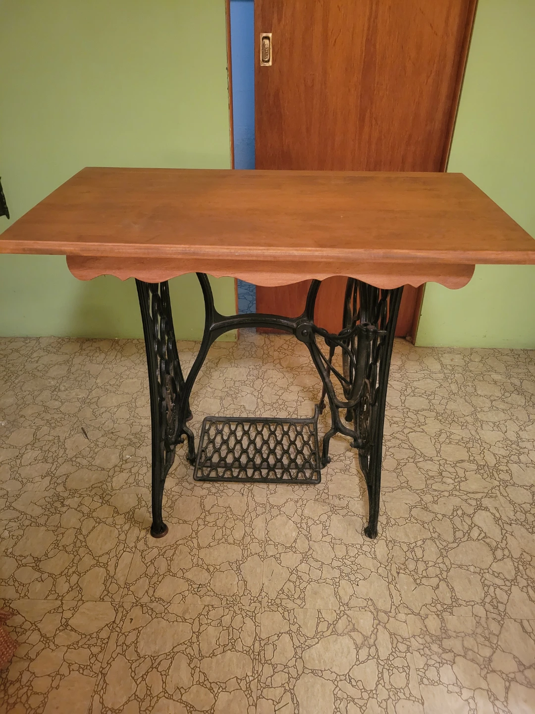 Vintage Cast Iron Sewing Machine Table Base