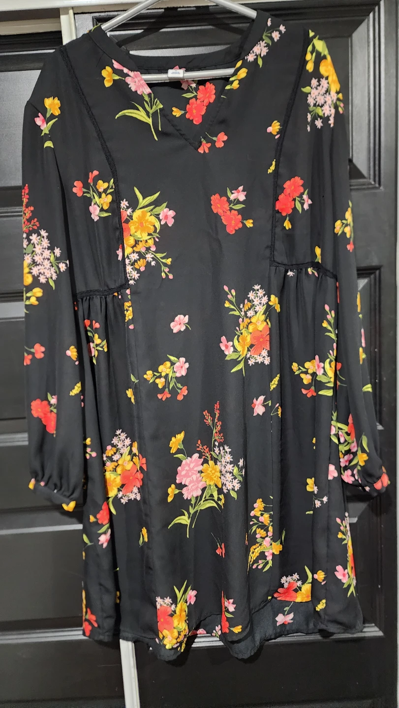 Old Navy Floral Dress Size M