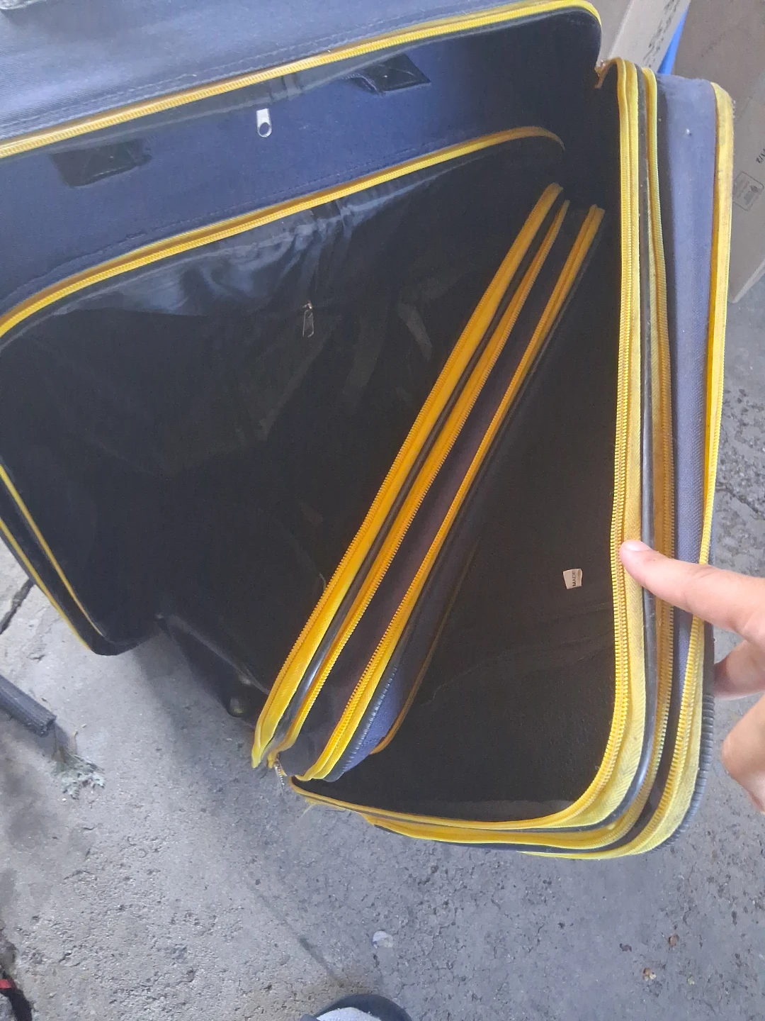 3 piece Rockland Blue and Yellow Softside Rolling Suitcase - photo 2