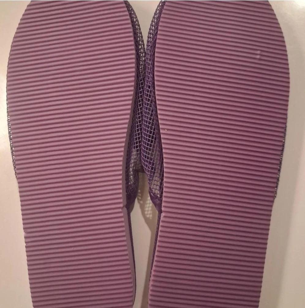 P&W New York Purple Slippers Size 6 - photo 3