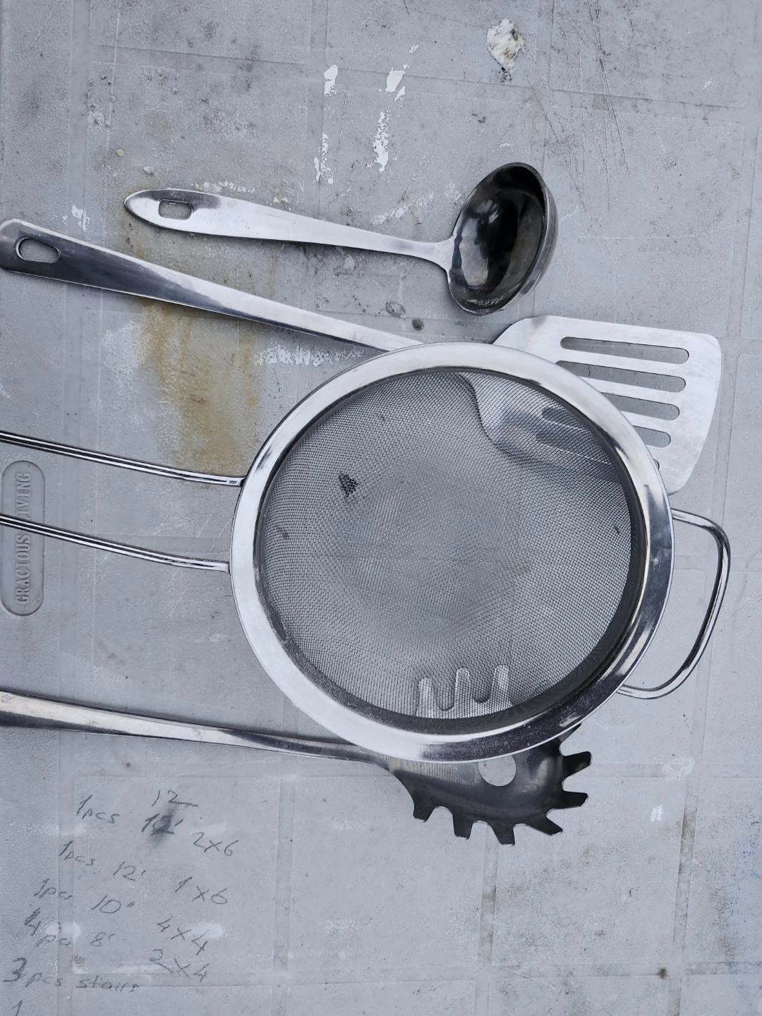 Kitchen utensils
