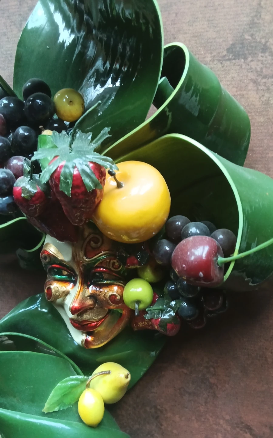 Vintage Venetian "Bacco Frutta" 3D Ceramic Mask Wall - photo 5