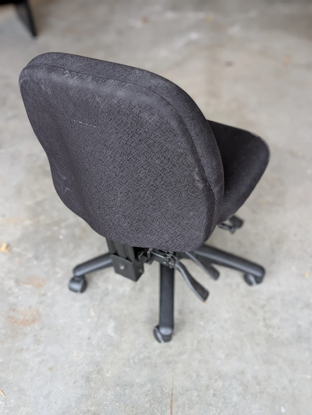 Black Ergonomic Office Task Chair - photo 2
