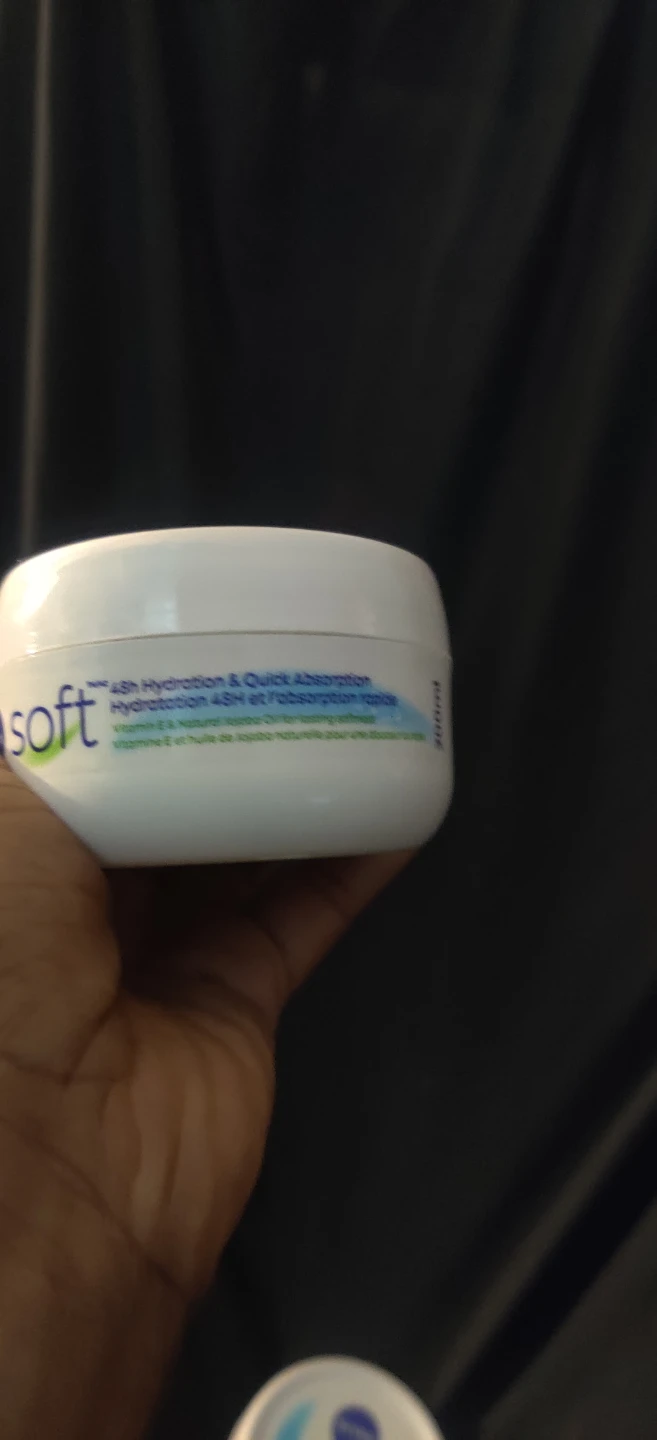 Nivea Soft refresh moisturizer ×3 - photo 4