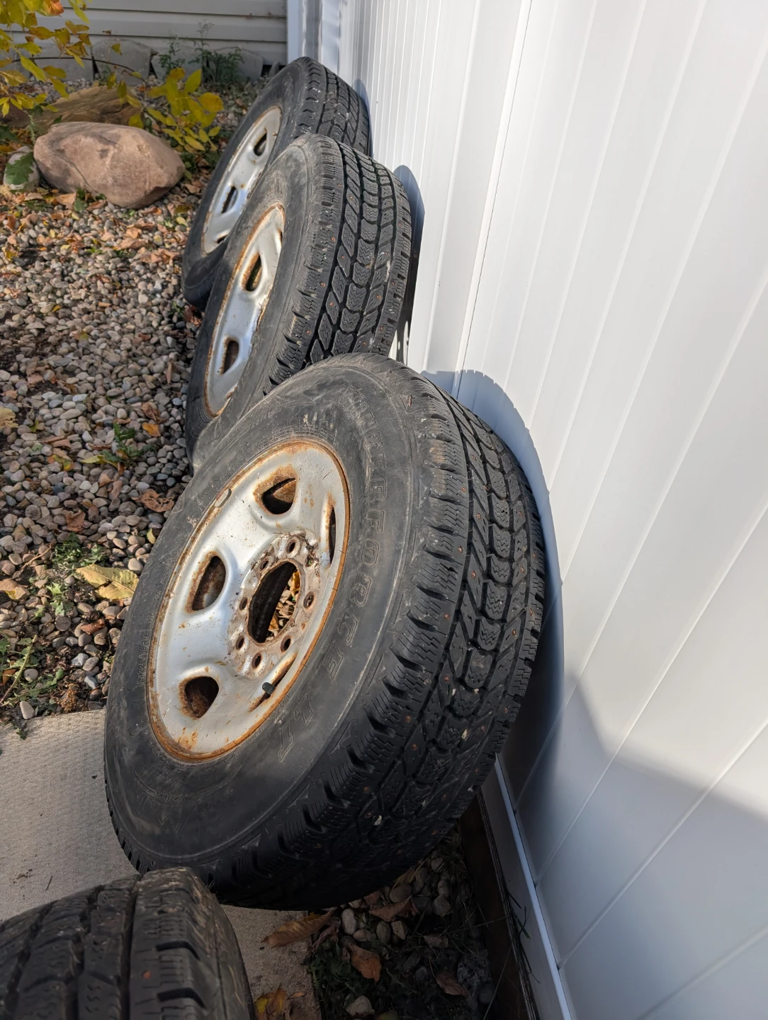 Set of 4 Winterforce LT Tires with Steel Rims - photo 4