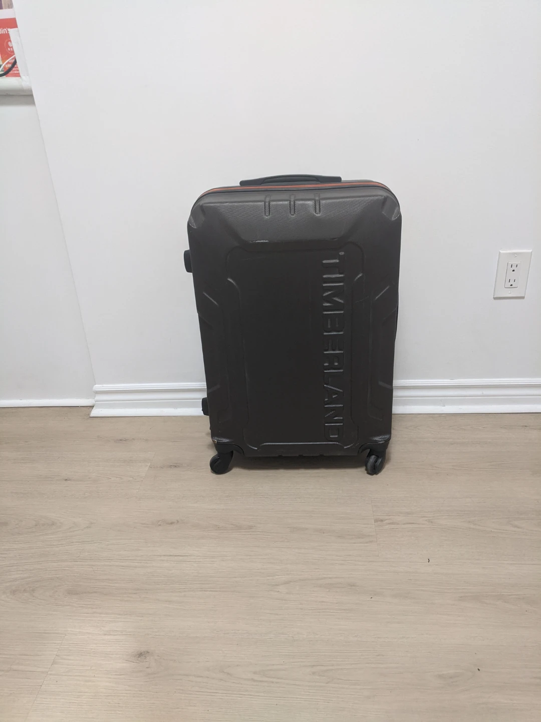 Timberland hard shell suitcase