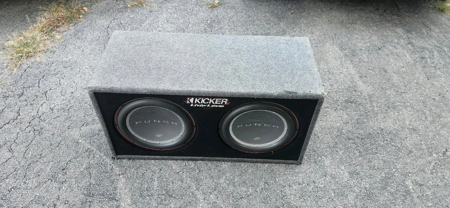 Rockford dual subwoofer