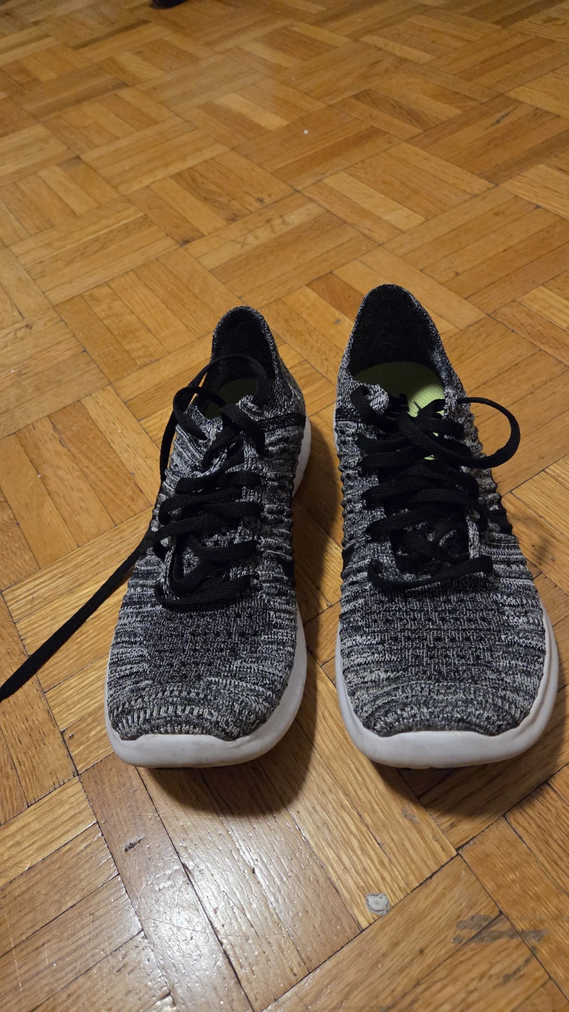 Nike Free Flyknit Running Shoes size 7 - photo 2