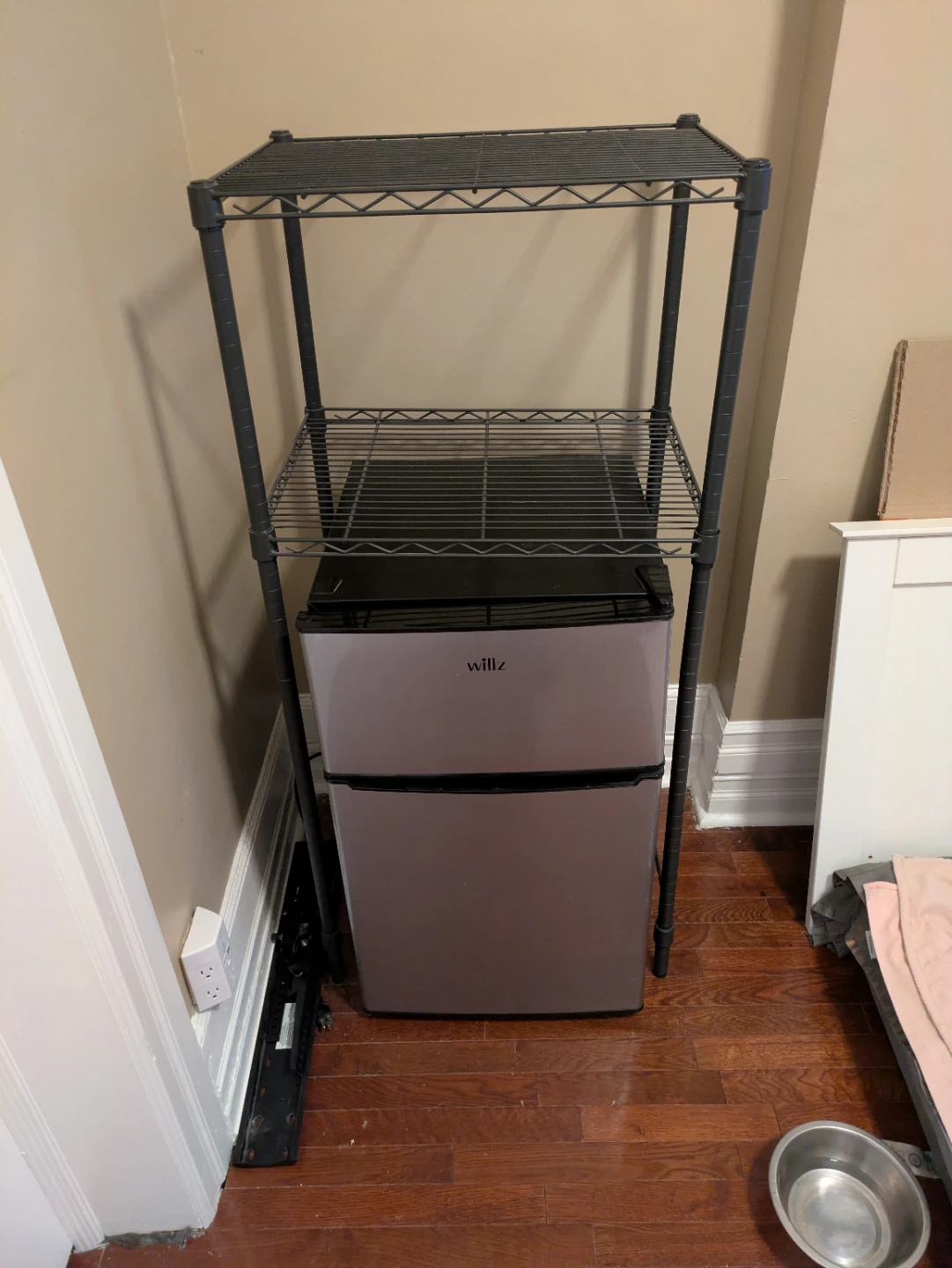 Willz Mini Refrigerator and microwave stand - photo 2