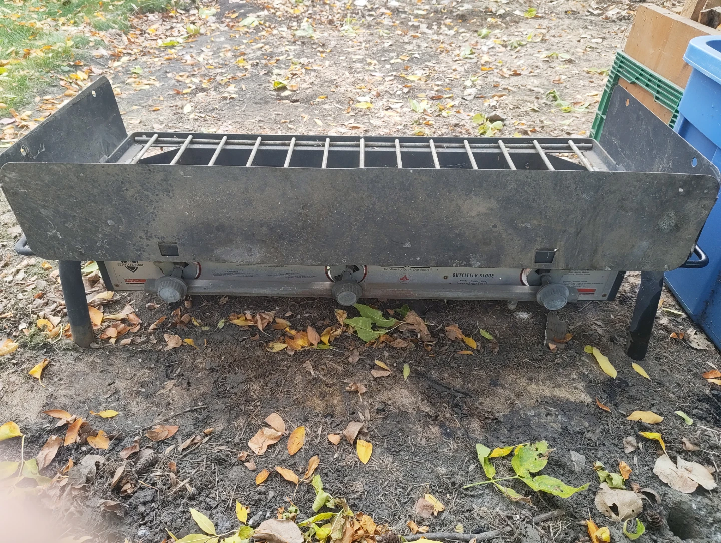 Camp Chef Outfitter 3-Burner Stove - photo 4