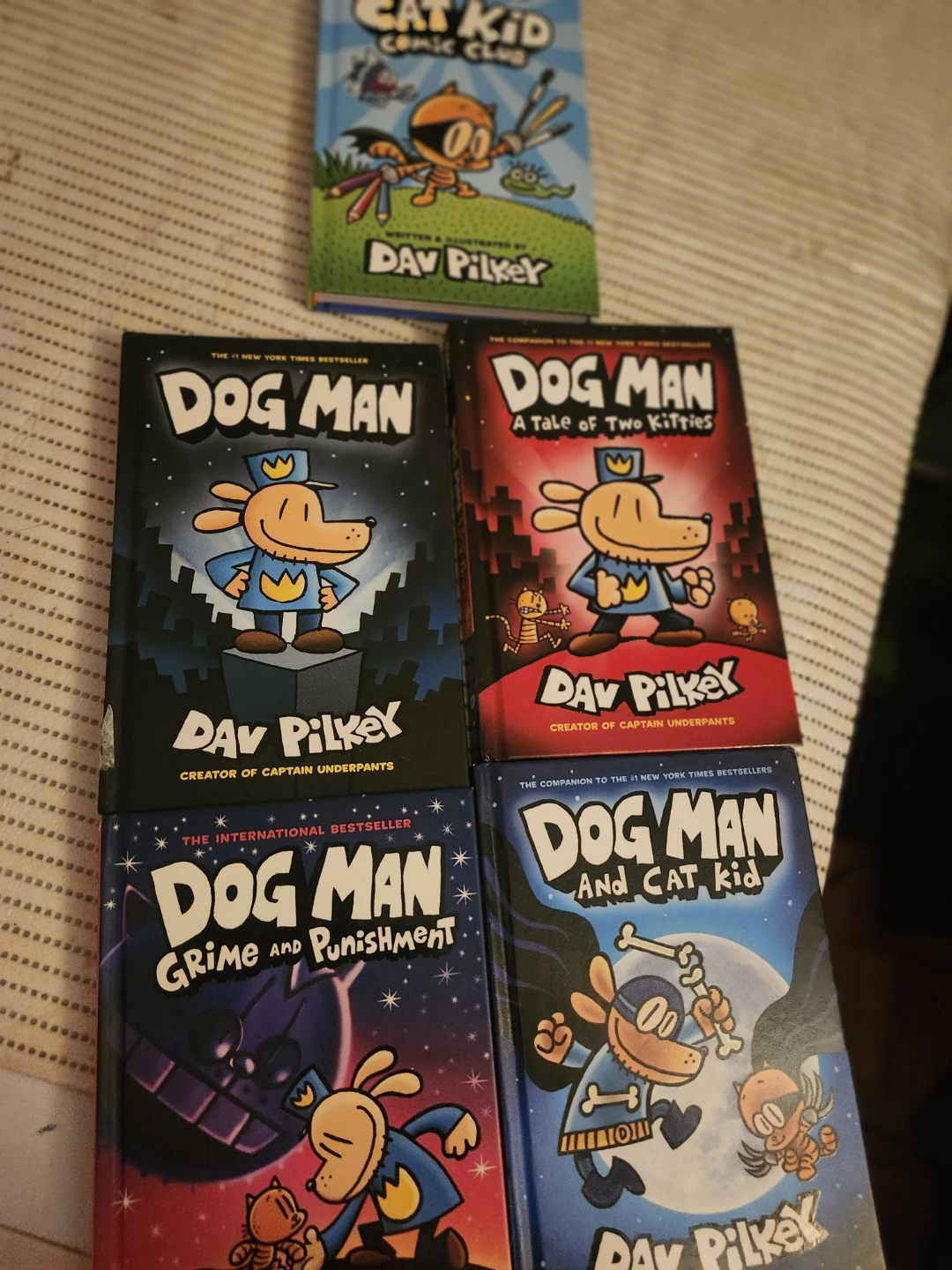 5 Dav Pilkey Graphic Novel Books - photo 2
