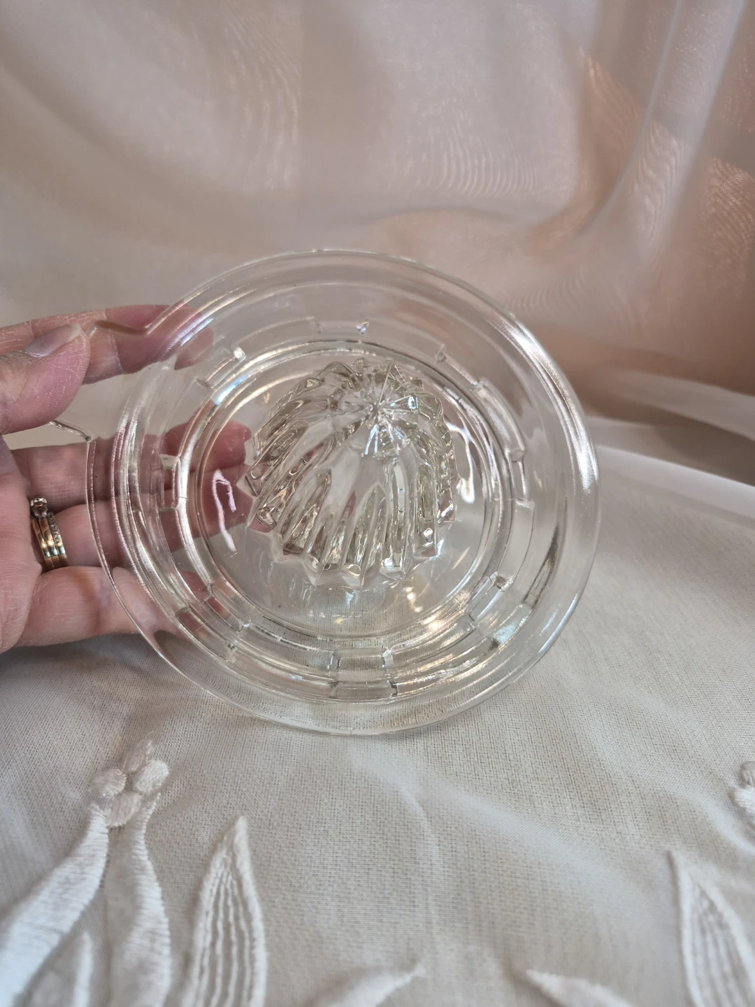 Vintage Glass 5" Lemon etc. Juicer - photo 5