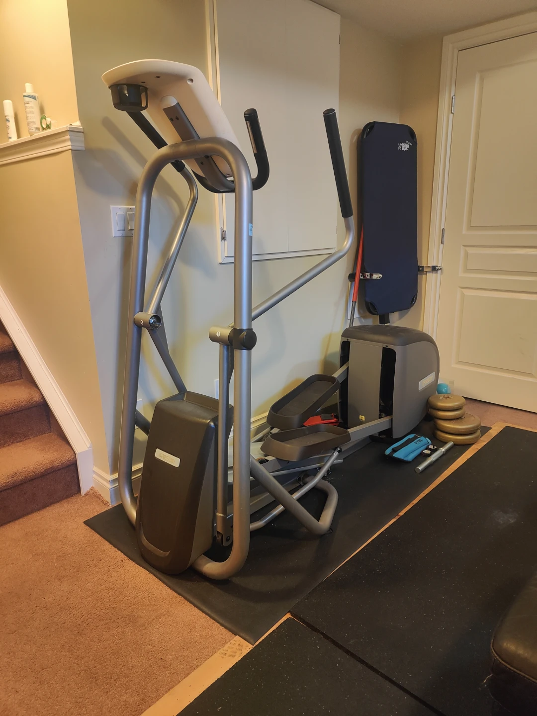 Precor Elliptical Fitness Crosstrainer - photo 2