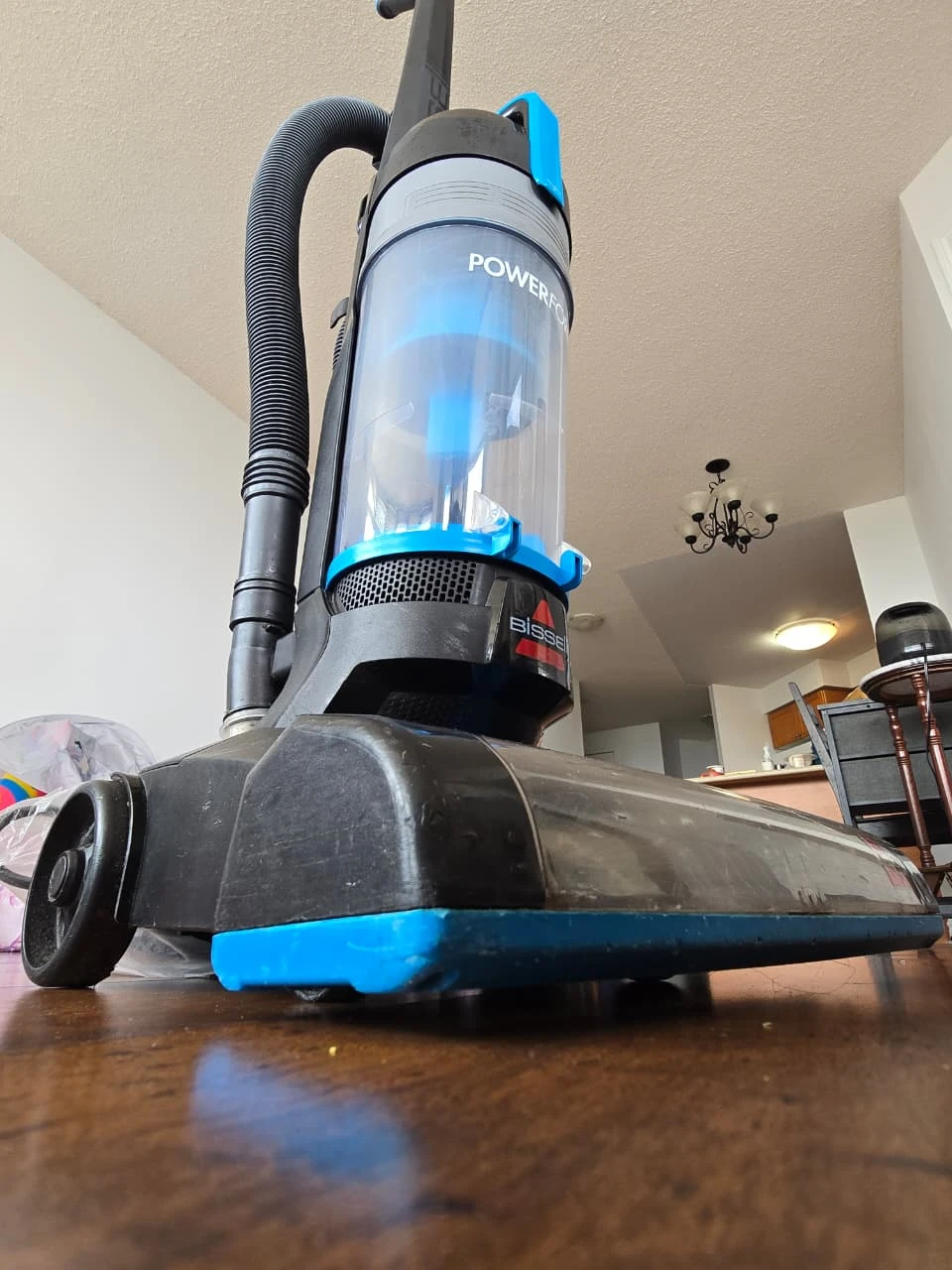 Bissell PowerForce Bagless Upright Vacuum - photo 2