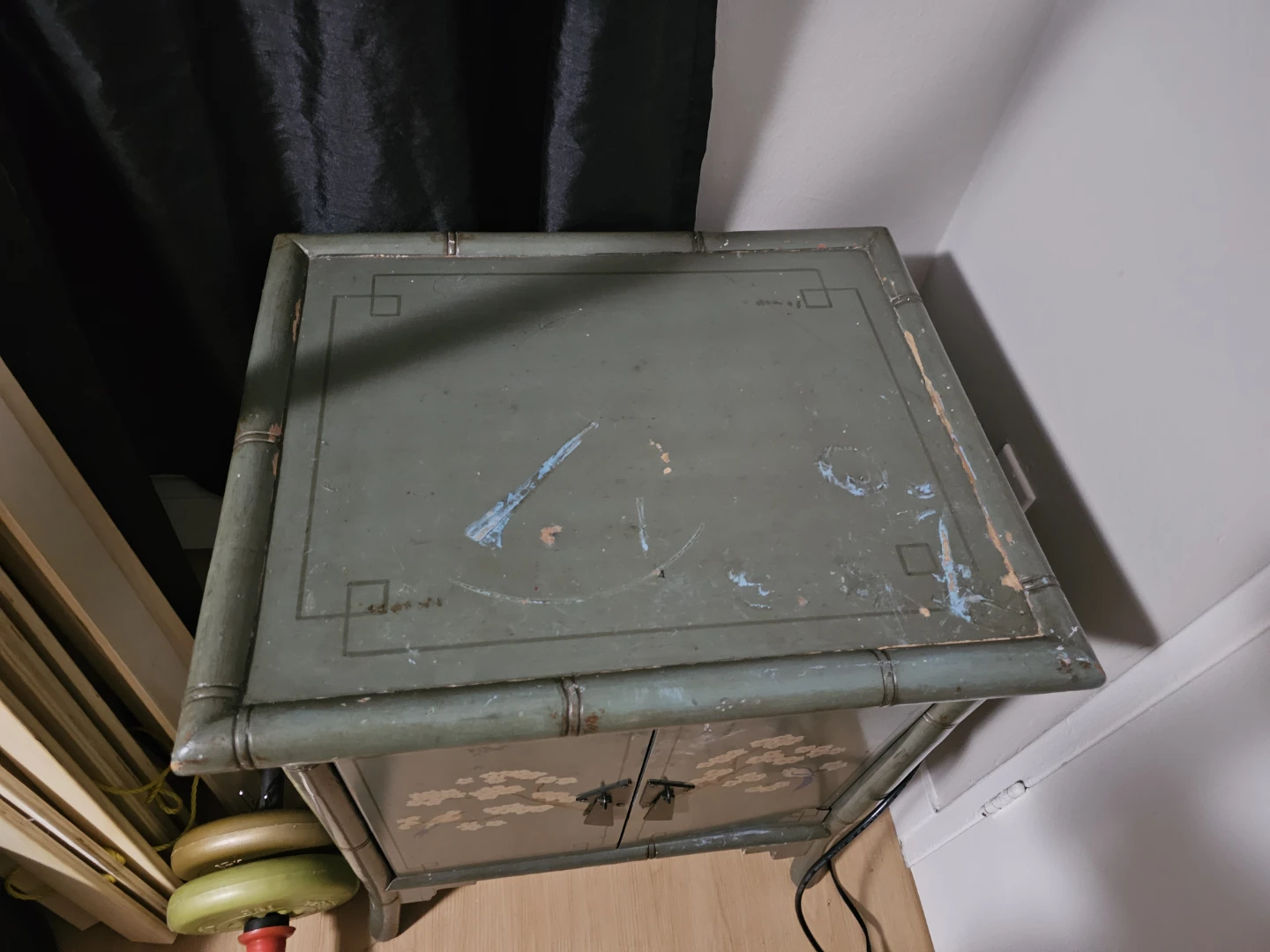 Chinoiserie Style Small Cabinet - photo 2