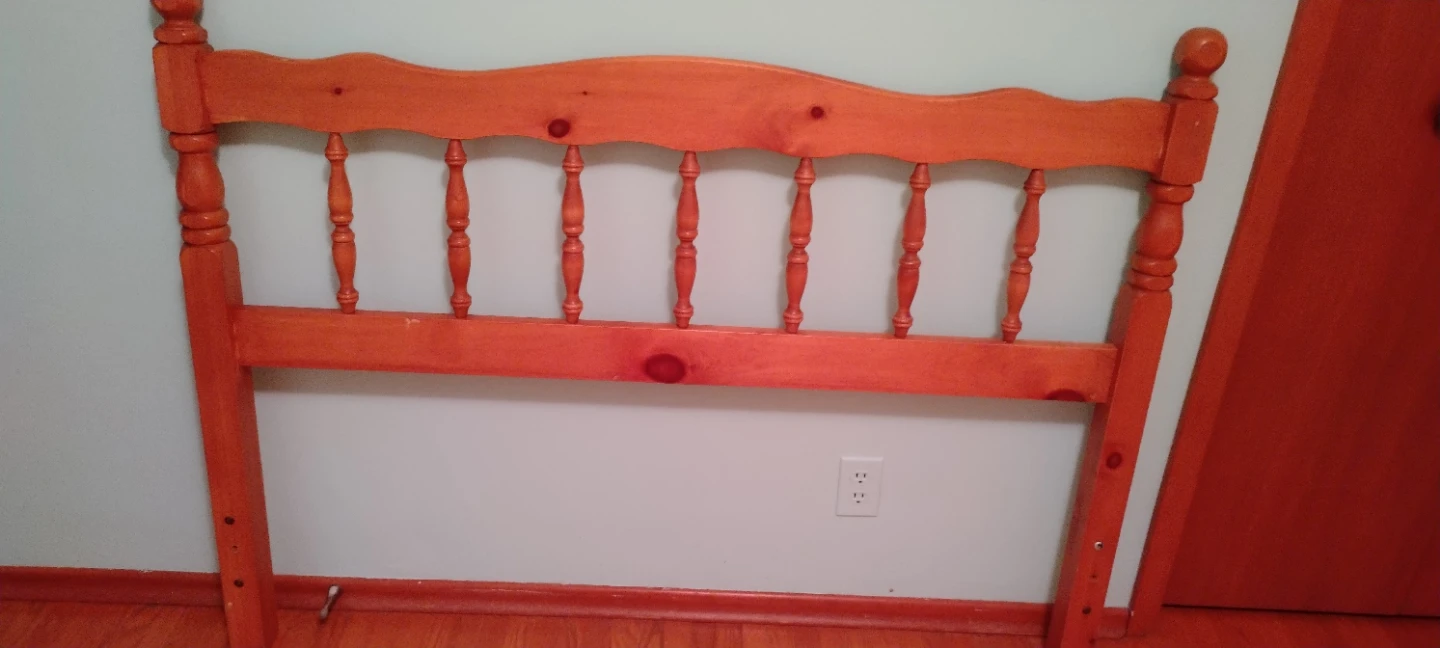 Solid wood spindle headboard