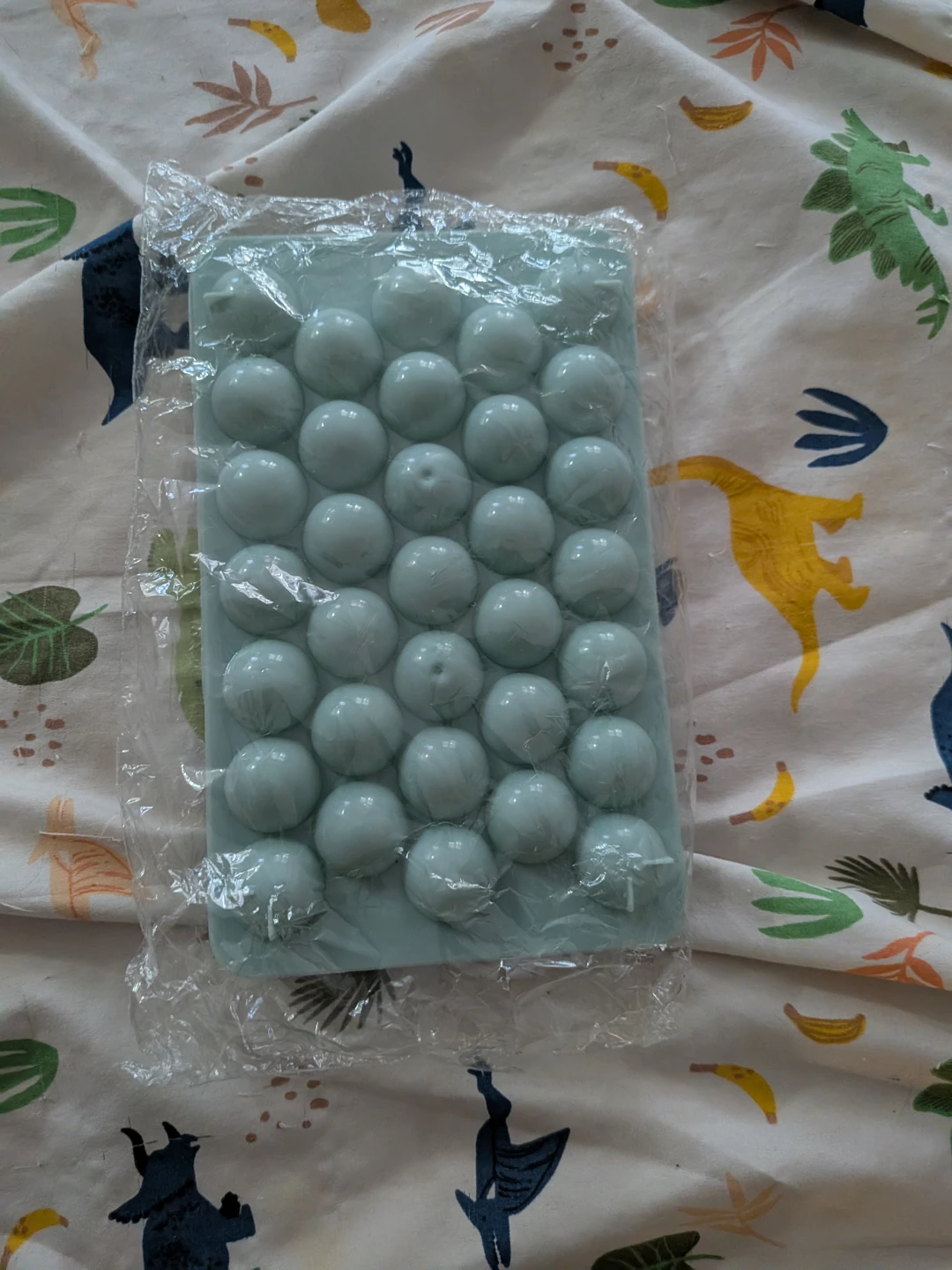 Silicone Round Ice Cube Tray - photo 2