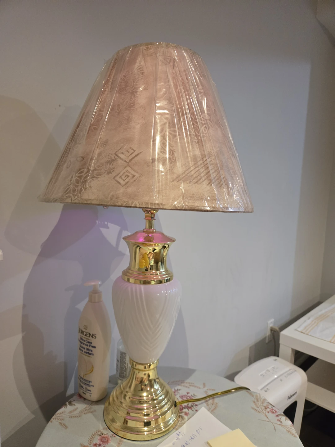 Decorative Table Lamp with Patterned Shade - photo 2