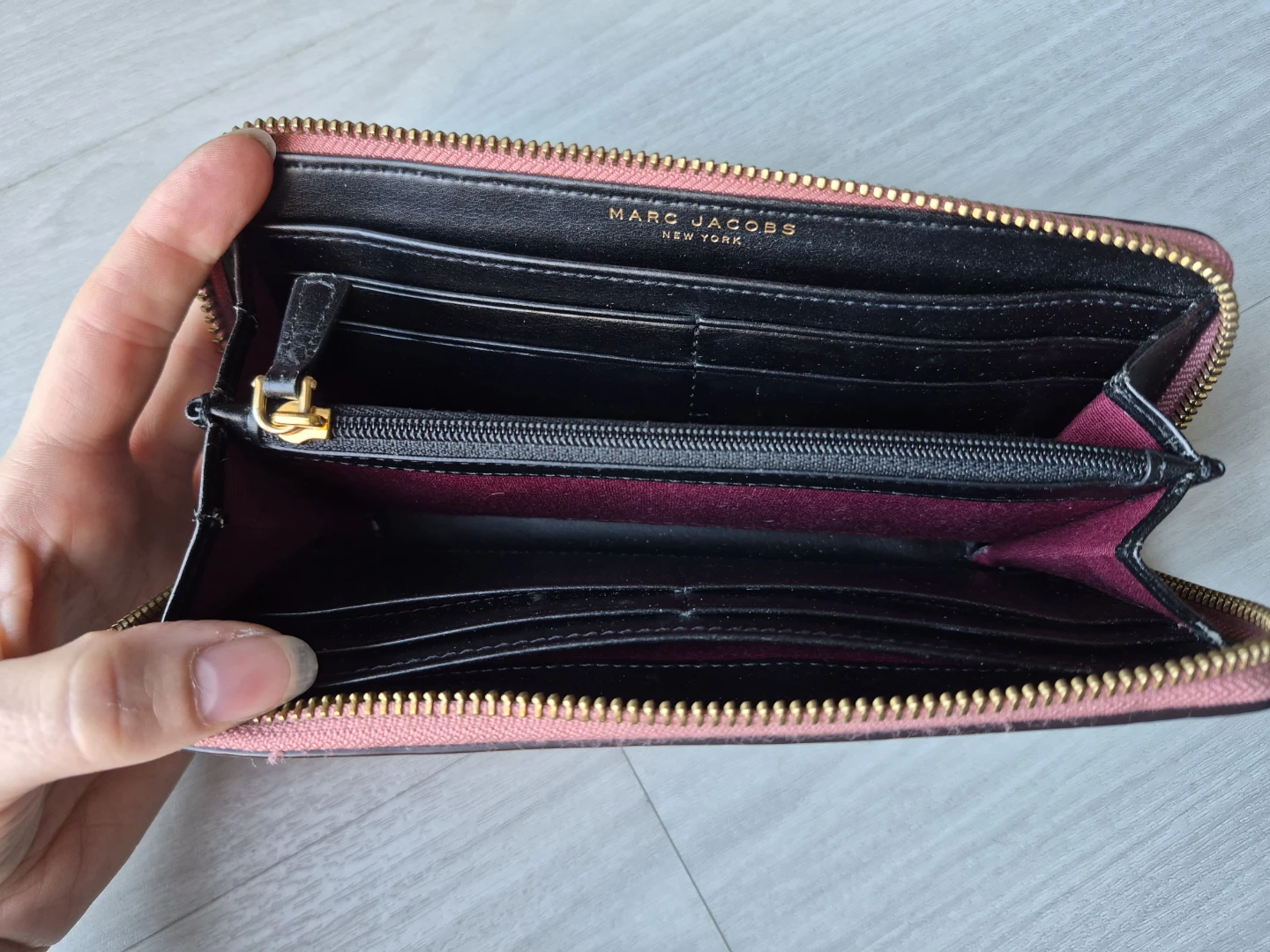 Marc Jacobs Pink Wallet - photo 3