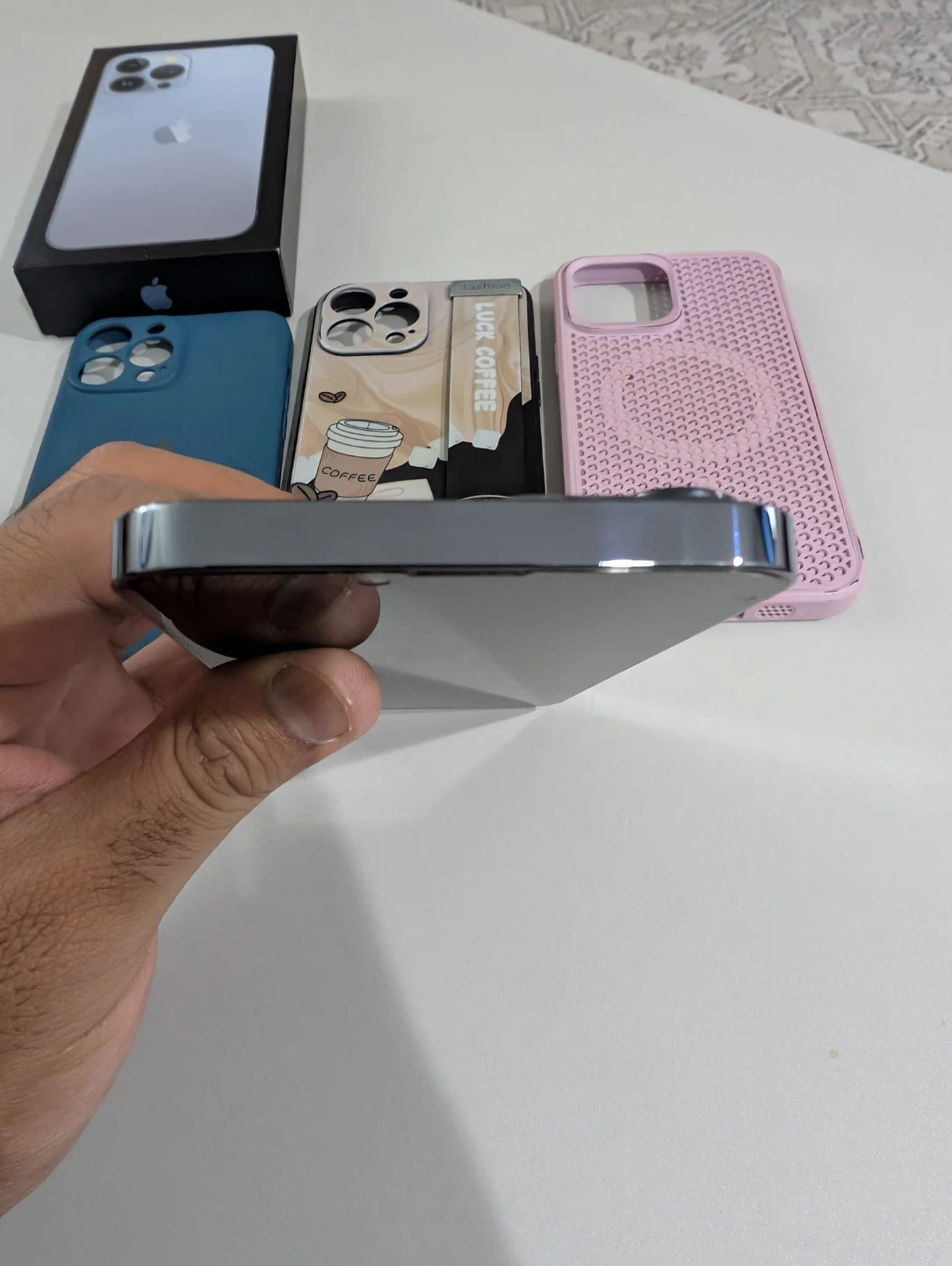 iPhone 13 Pro Max - photo 5