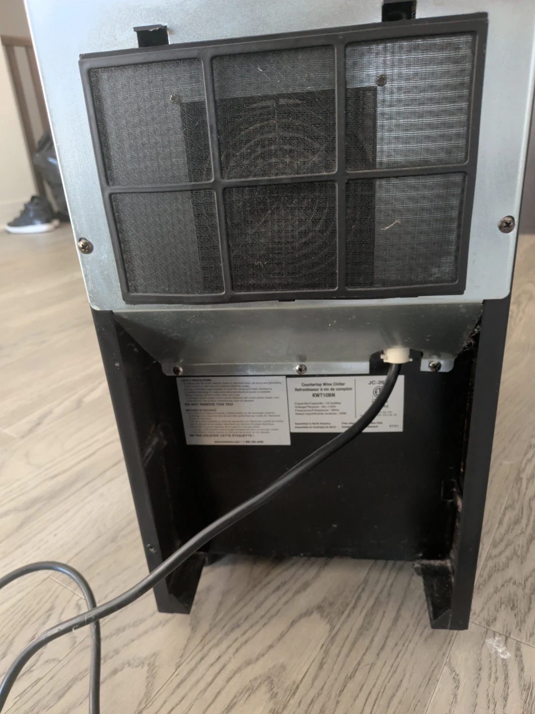 Koolatron 10-Bottle Countertop Wine Chiller - photo 3