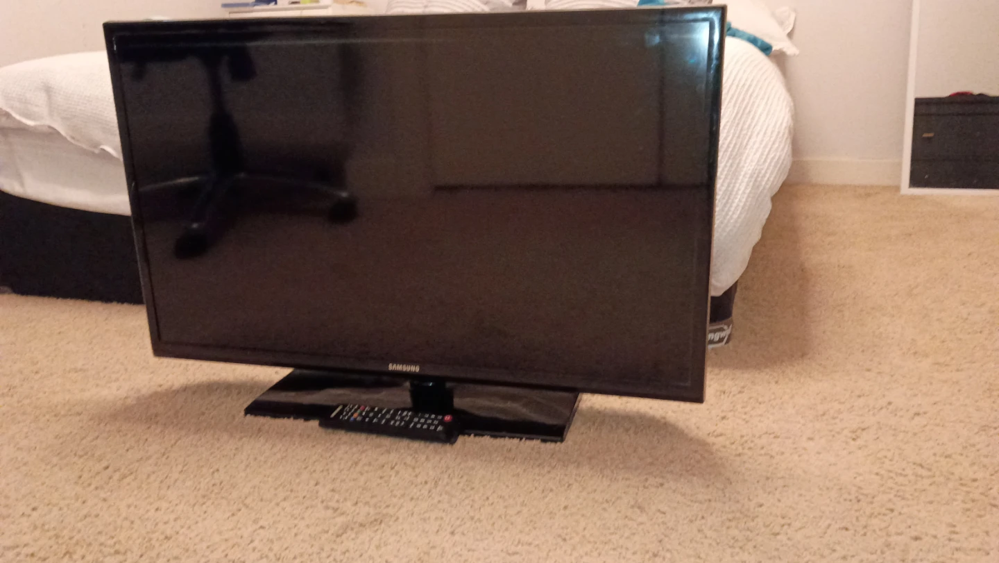 Samsung 32-inch LED TV (UN32EH4003) - photo 2
