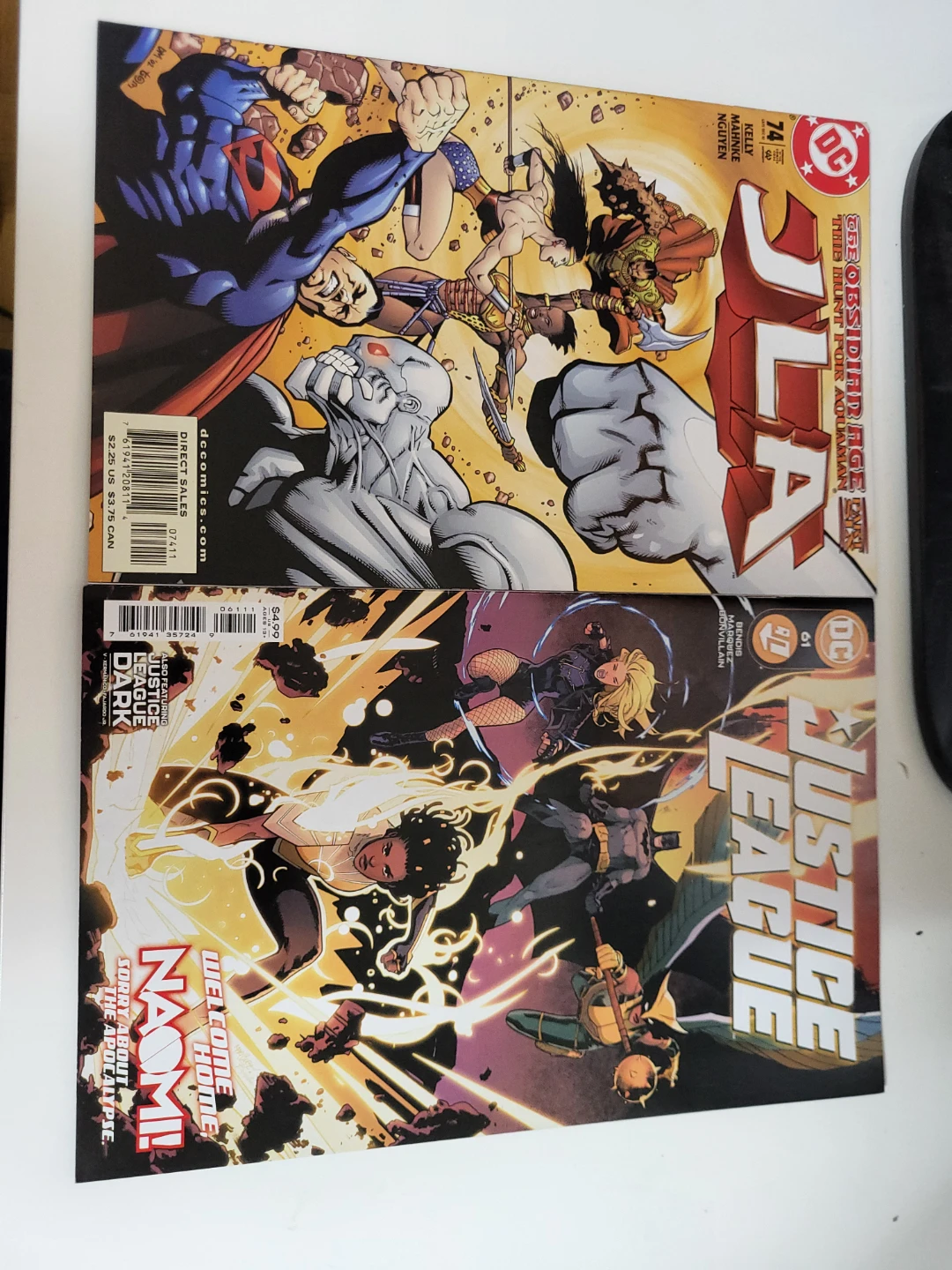 Set of 10 DC Justice League & JLA Comic Books
