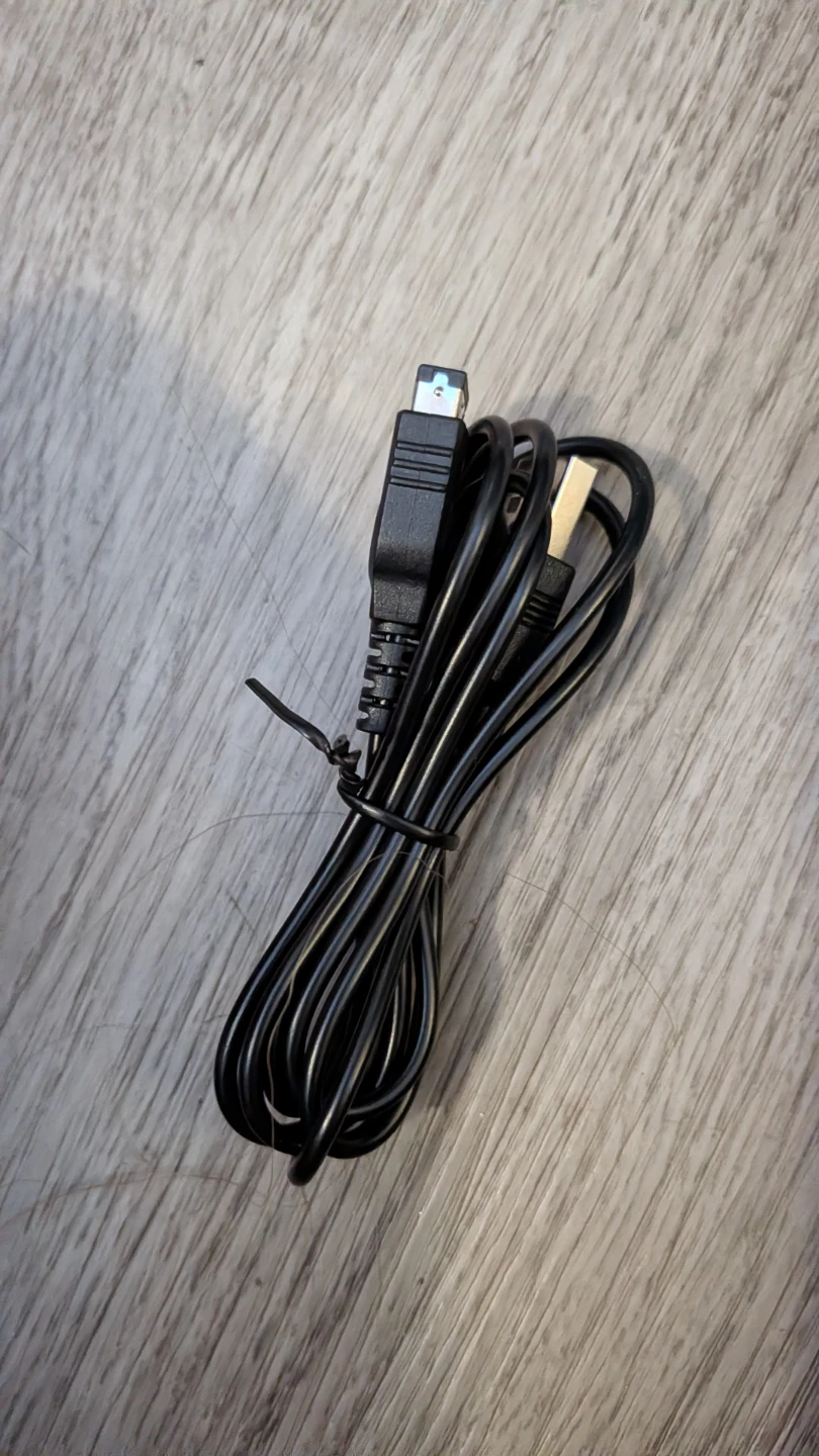 Gameboy Advance USB to Proprietary Charging Cable - photo 4