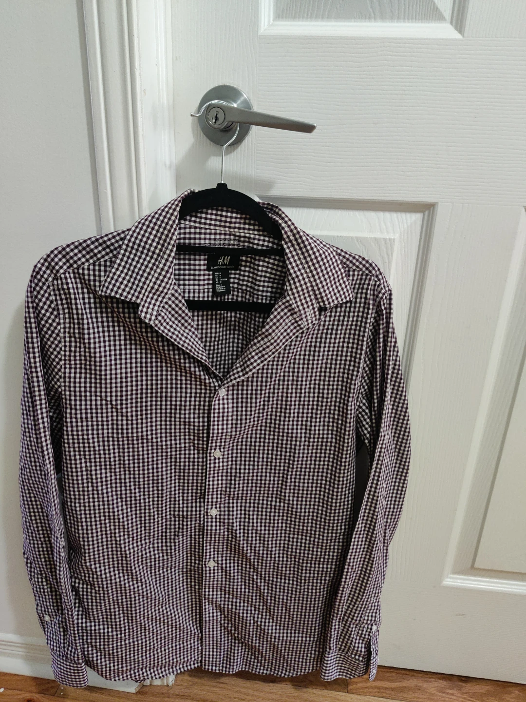 Assorted Men's Shirts and Sweater Bundle - photo 4