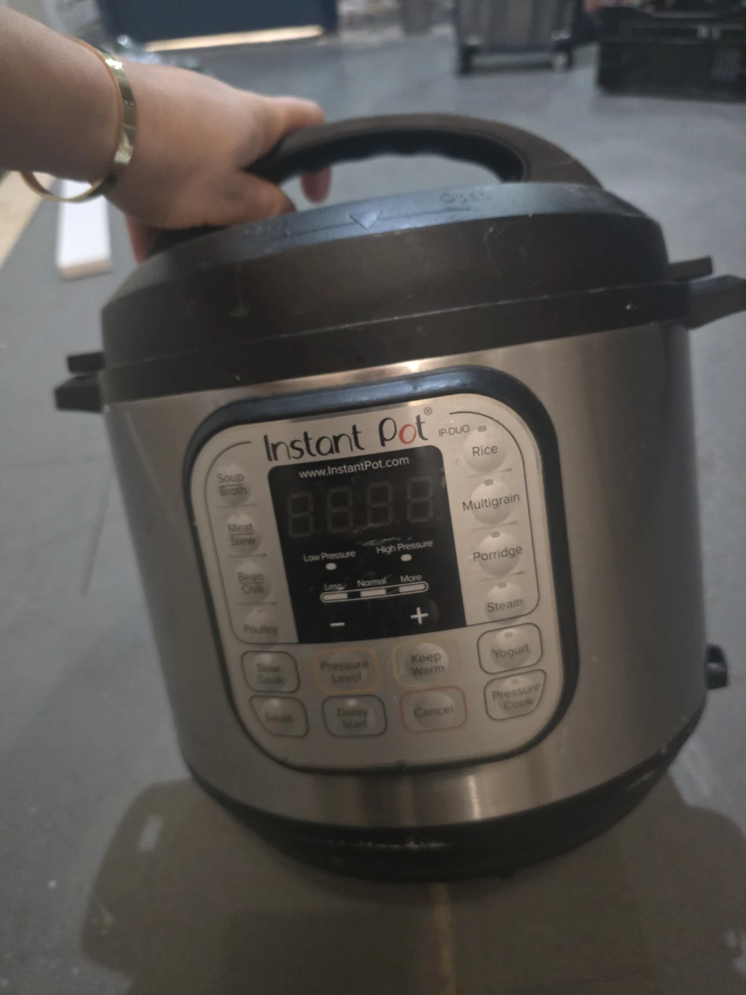 Instant Pot IP-DUO Electric Pressure Cooker - photo 3