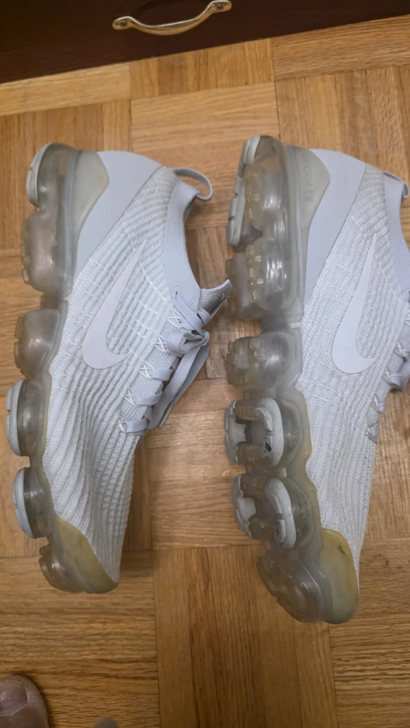 Nike Air VaporMax Flyknit White - photo 2
