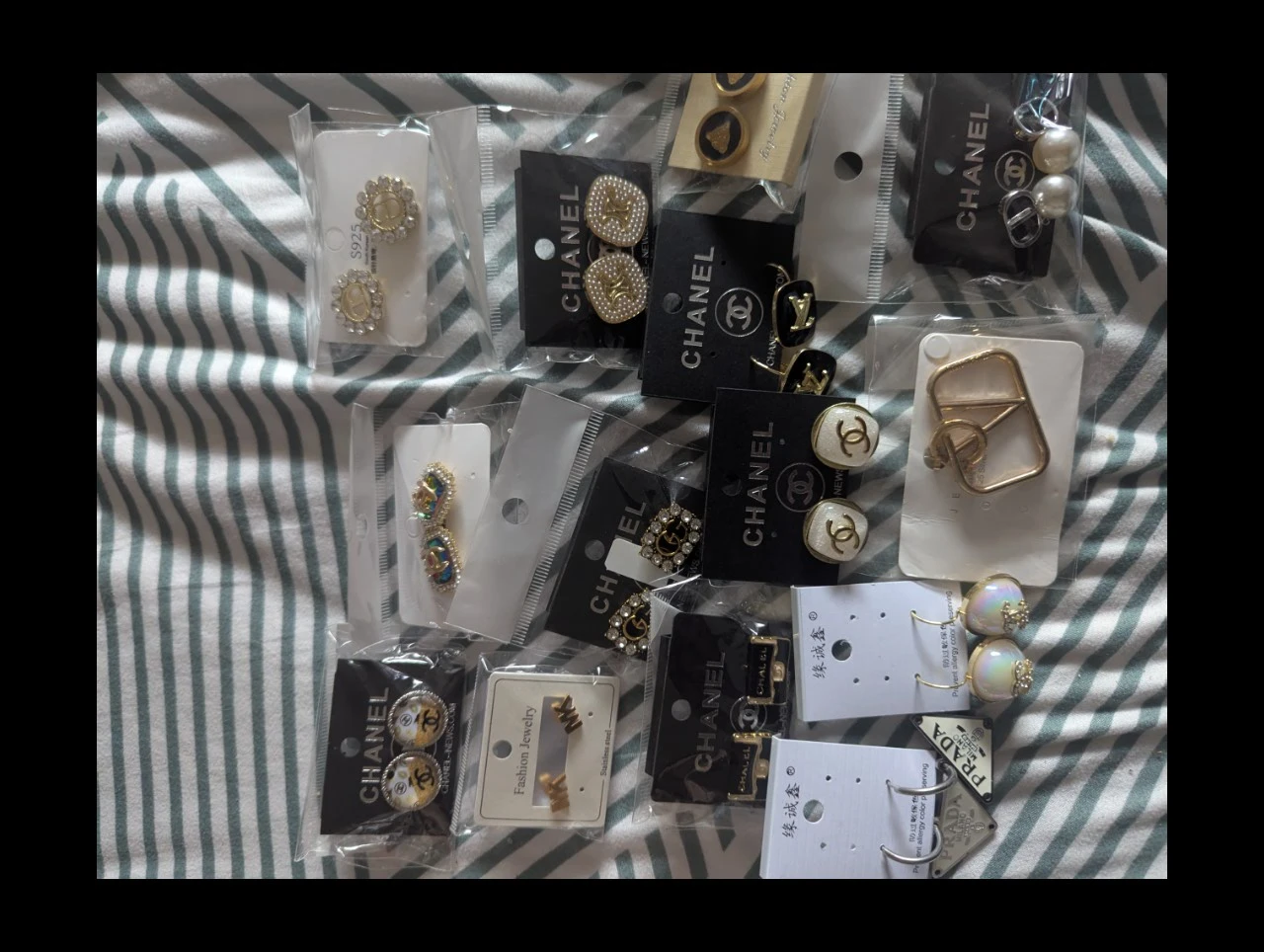 Assorted Fashion Earrings Collection - photo 2