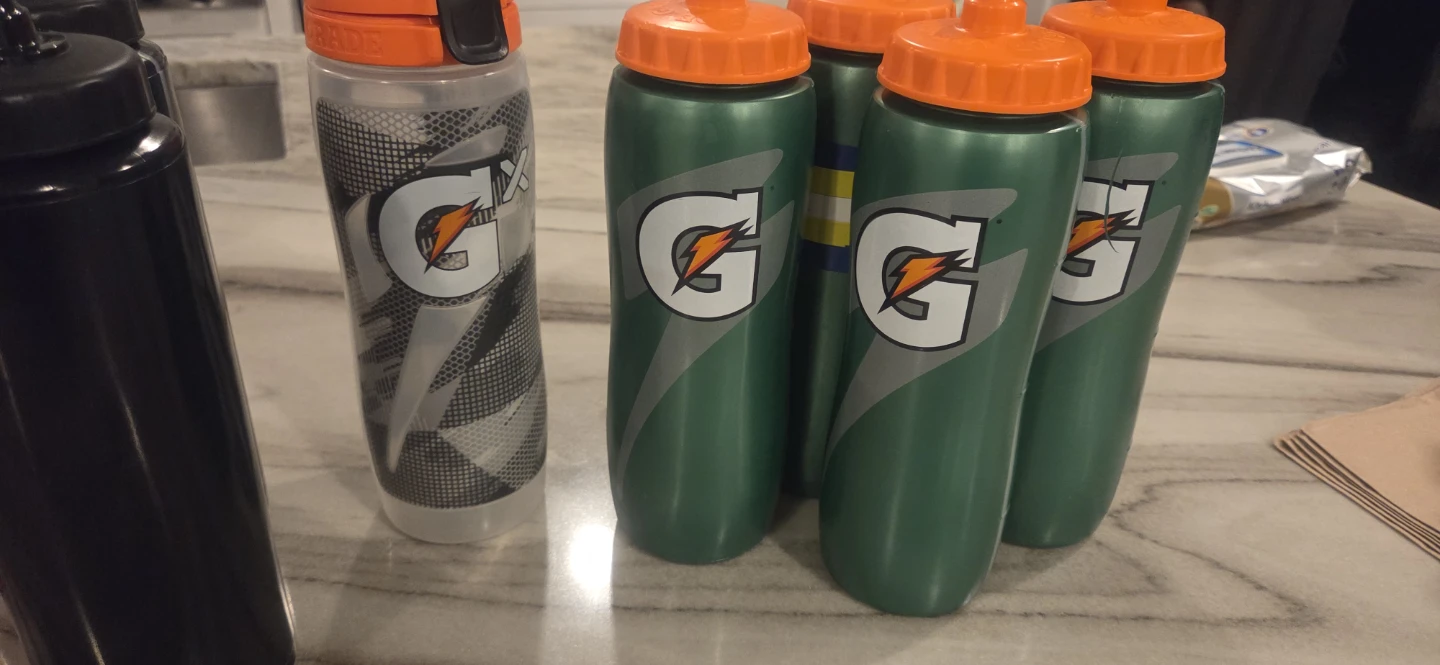 Assorted Sports Water Bottles Bundle - photo 2