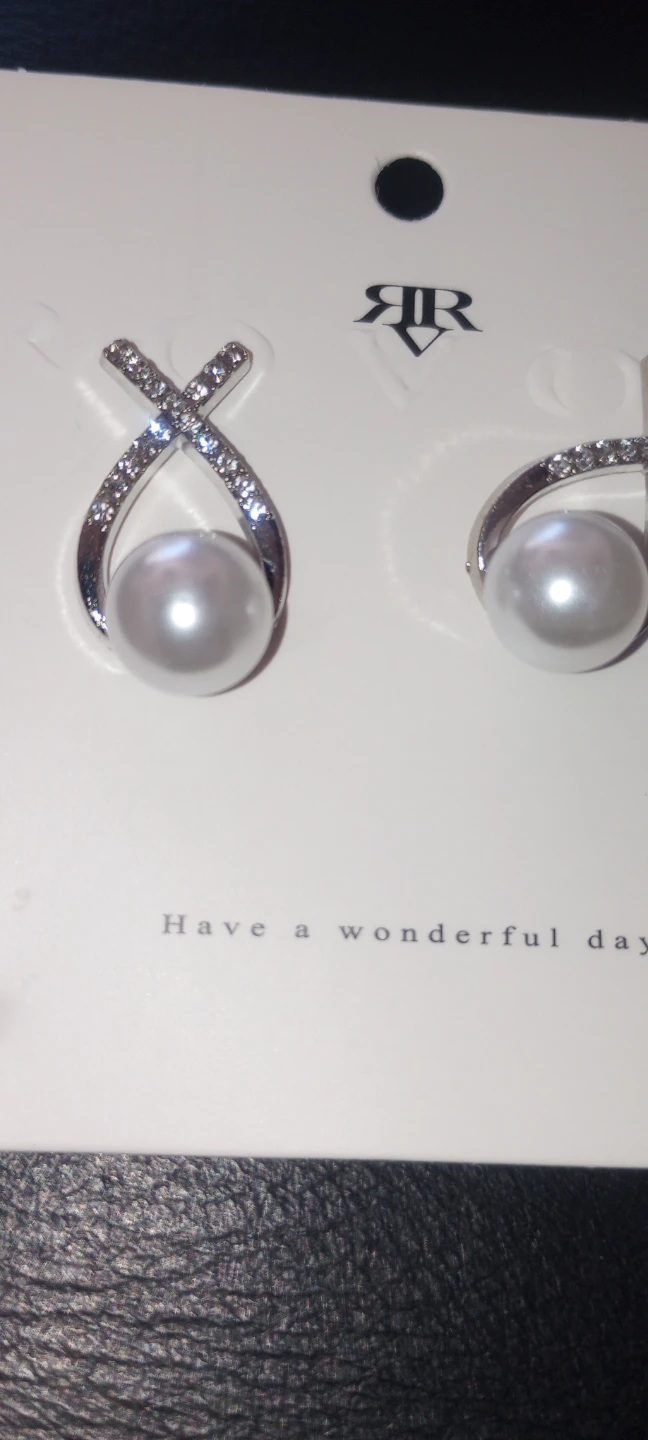 Crystal and Pearl Stud Earrings - photo 3