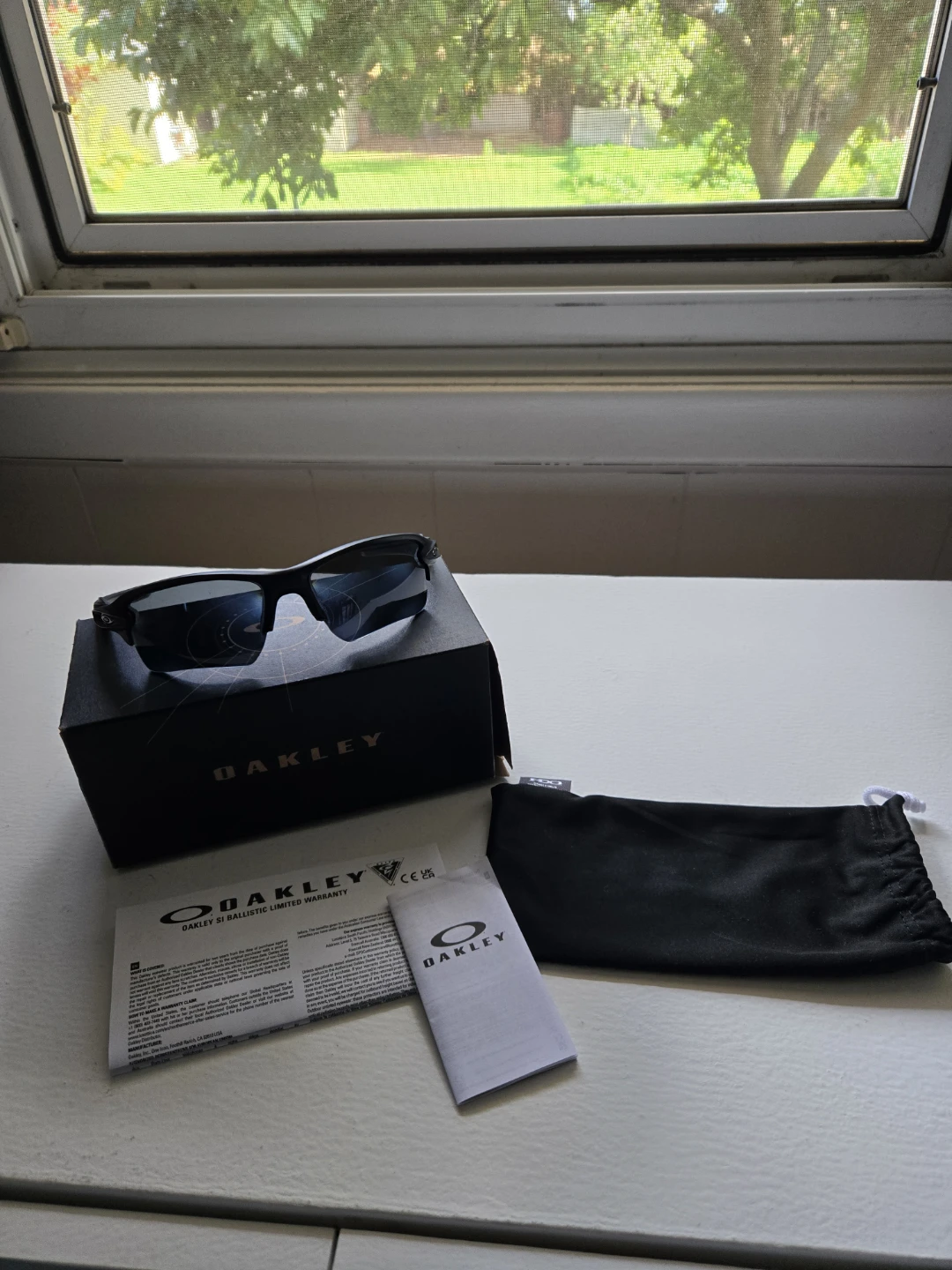 NEW OAKLY Prizm Deep Water Polarized Sun Glasses - photo 2