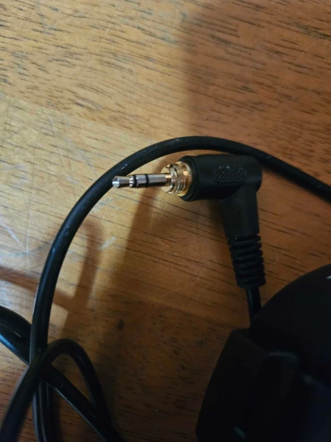 Wired headset