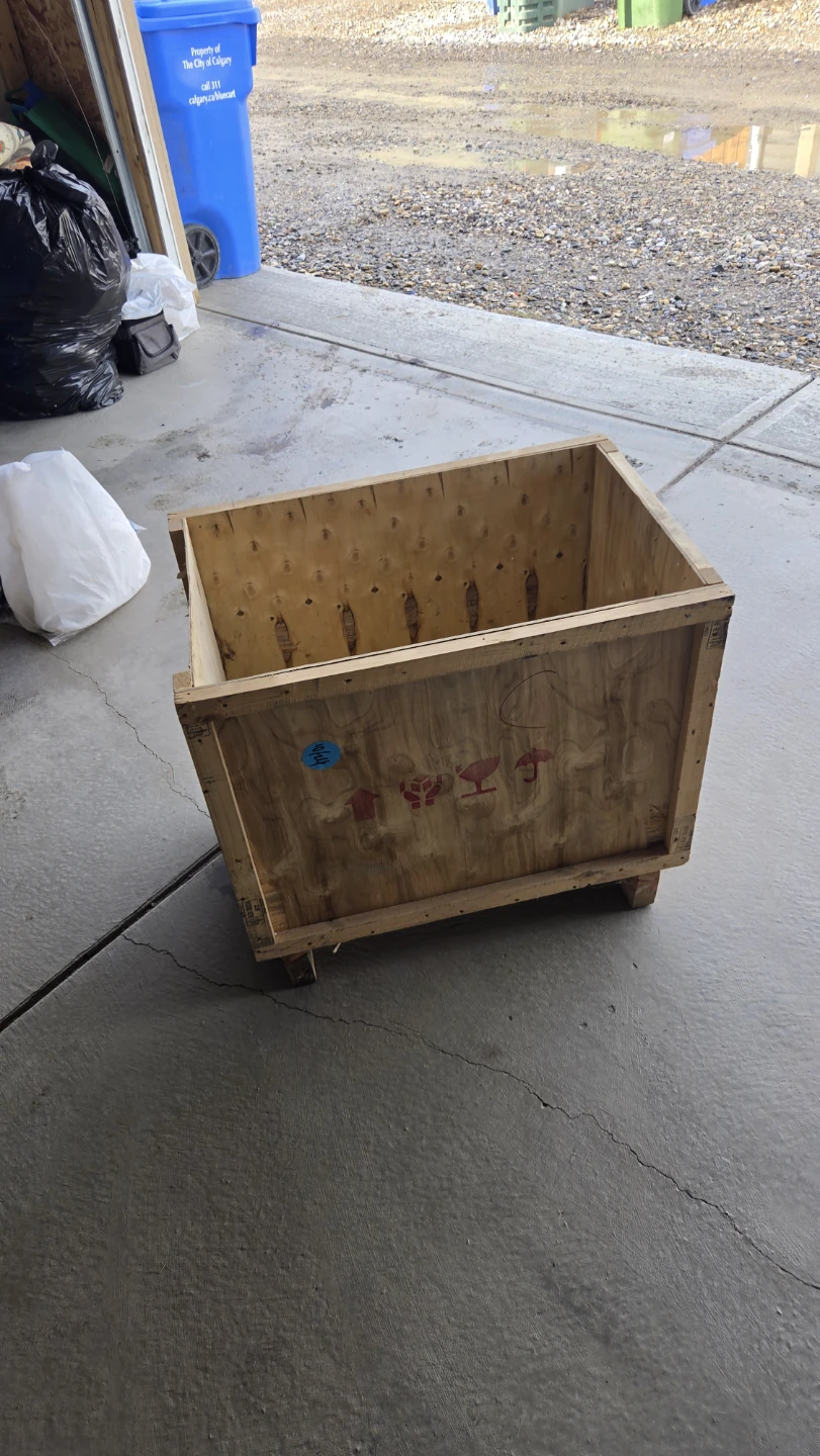 Large Wooden Crate (Free) - photo 2