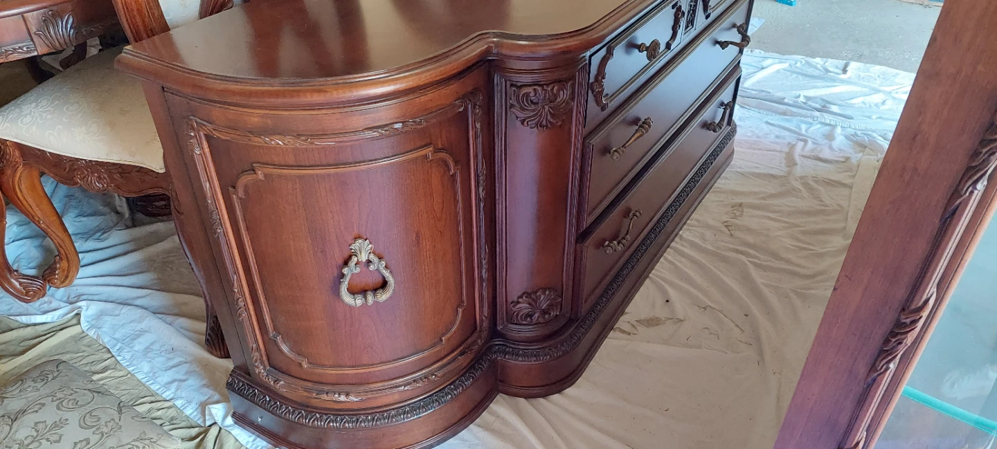 Traditional Ornate Wooden China Cabinet