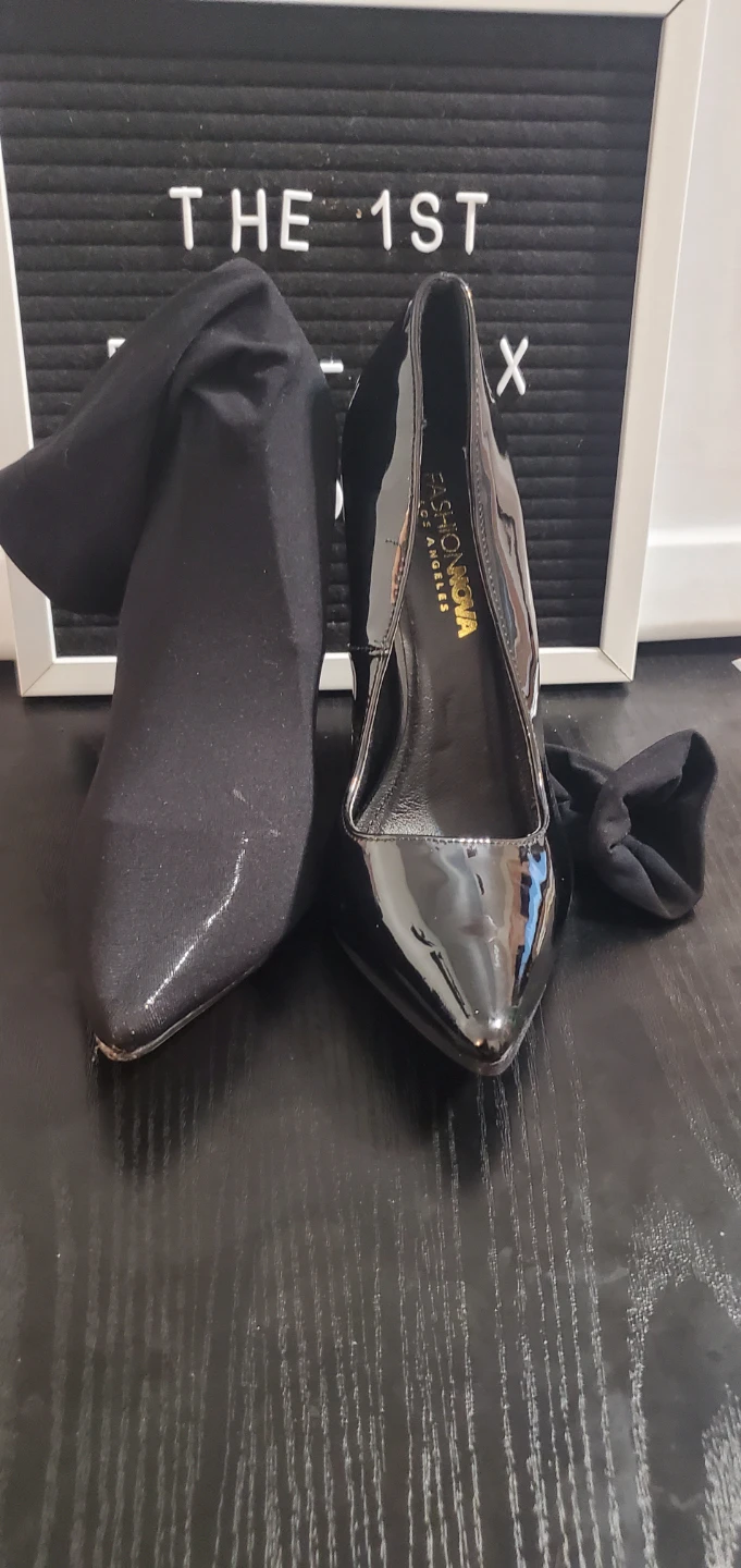 Fashion Nova Black Pointed Toe Heels Size 6.5 no box