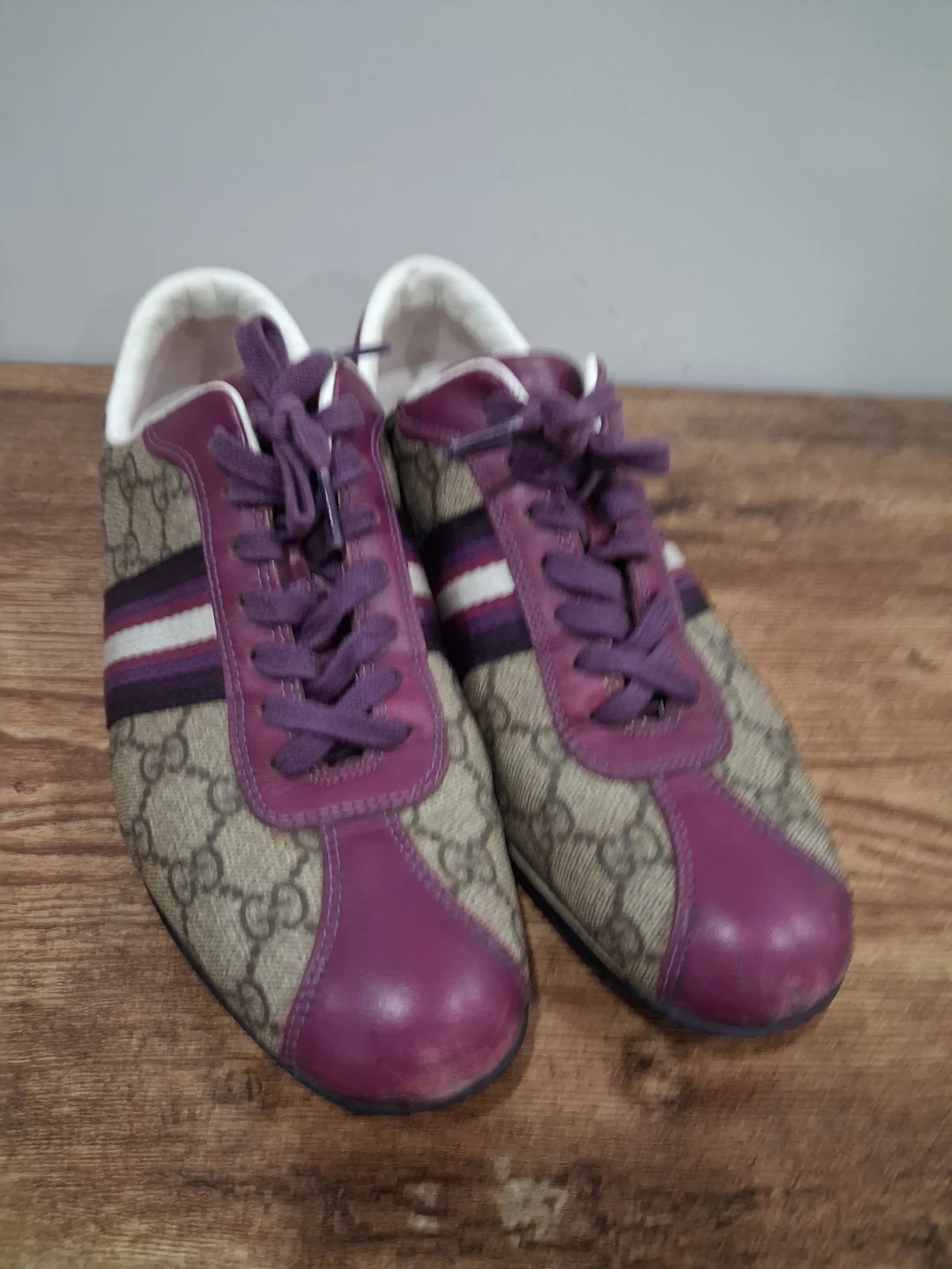 Gucci GG Supreme Sneakers