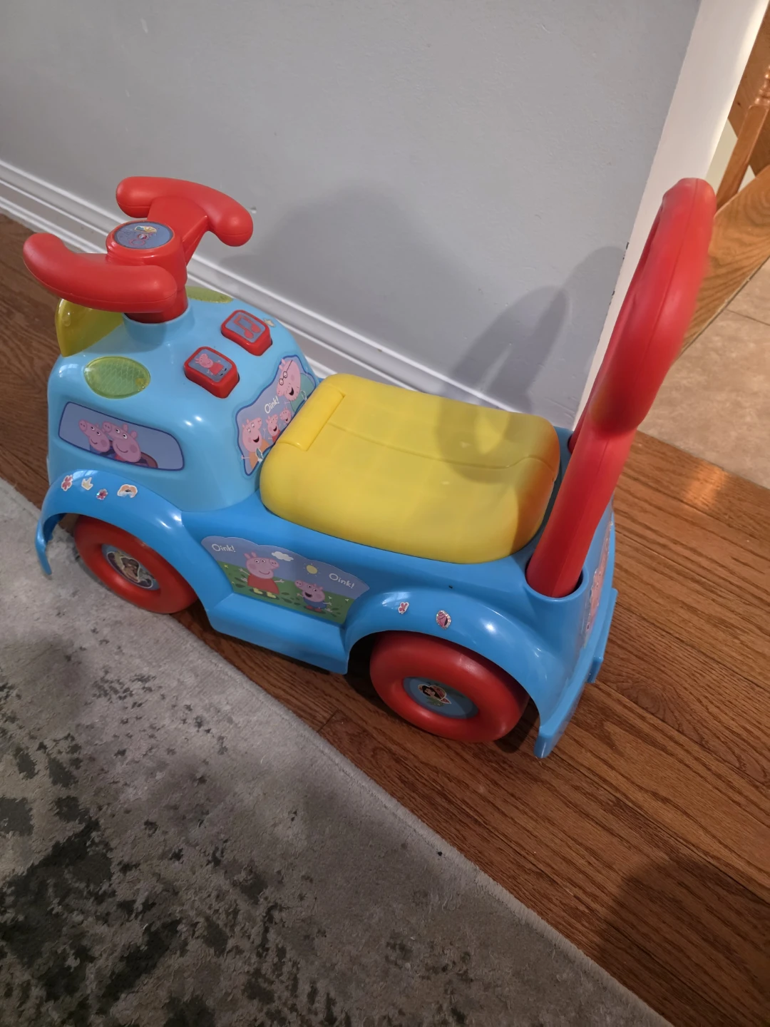 Peppa Pig ride-on toy - photo 3