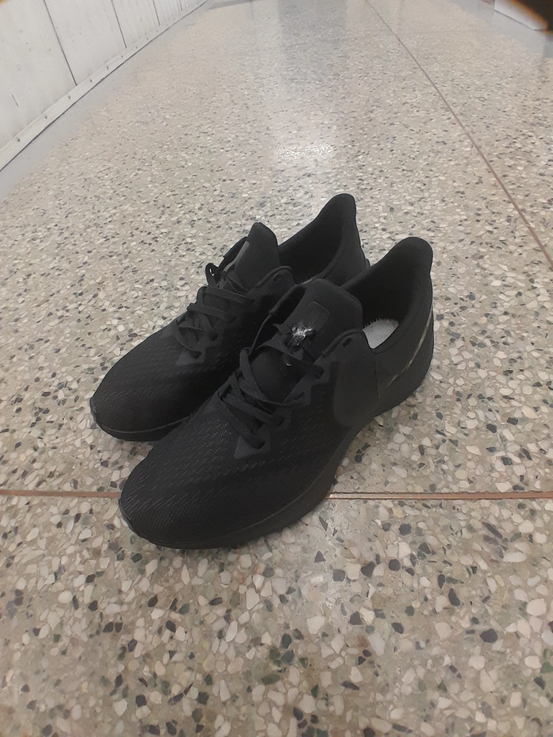 Nike Running Shoes All Black Men's  Size 10 - photo 5