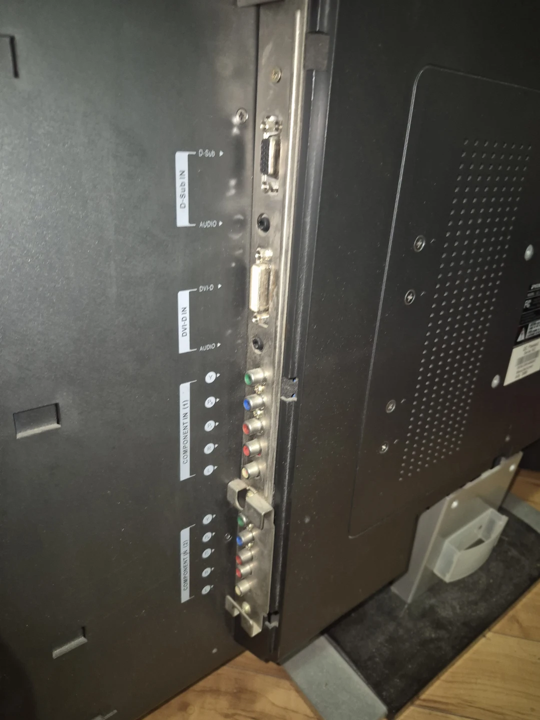 Prima 32 inch LCD TV - photo 3