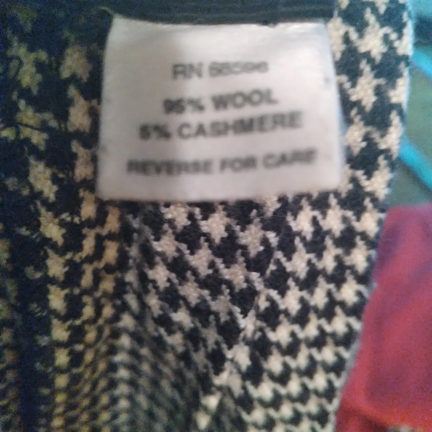 DKNY Houndstooth Wool Cashmere Skirt - photo 3
