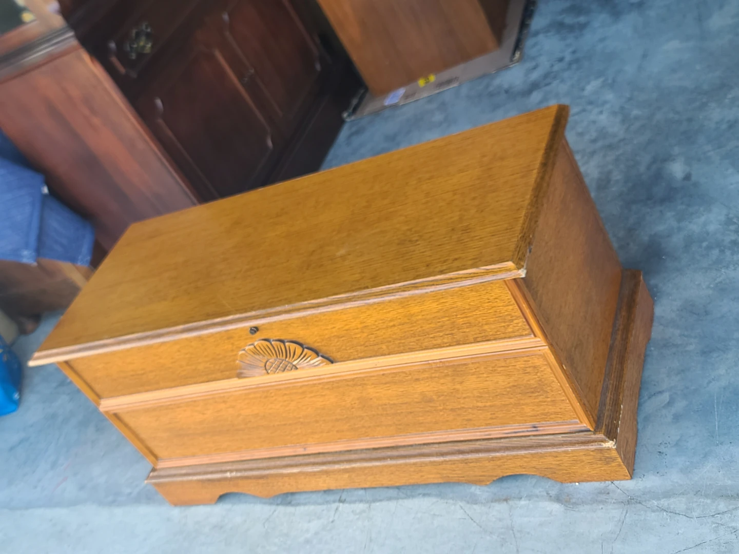 Vintage Oak Cedar Lined Storage Chest - photo 2
