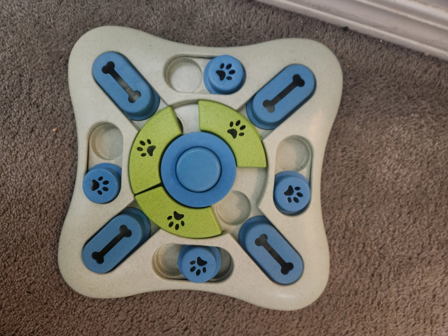 Two Pet Puzzle Feeders - photo 2