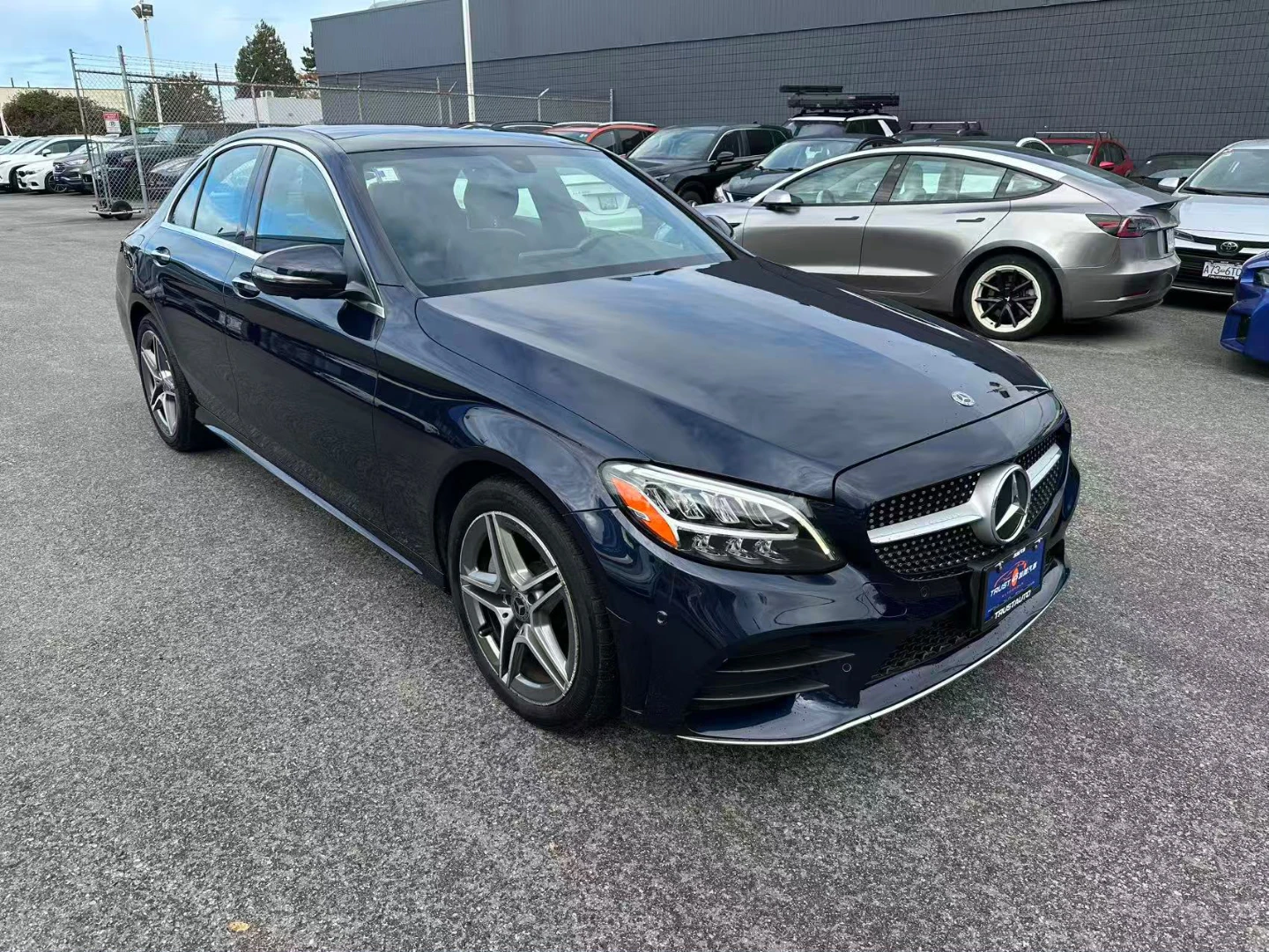 2019 Mercedes-Benz  C300 - photo 2