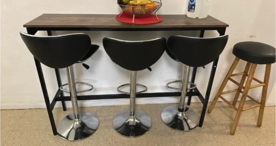 Almost new Set of 3 Modern adjustable Black Bar Stools - photo 3