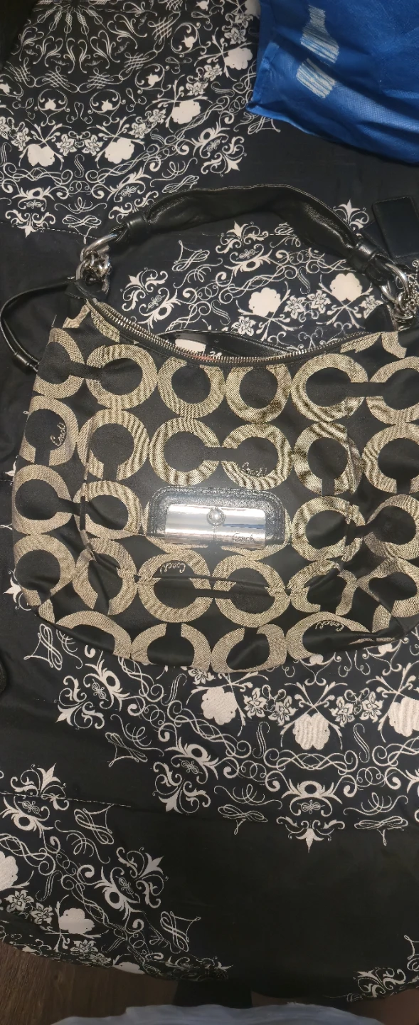 Coach Signature Hobo Shoulder Bag